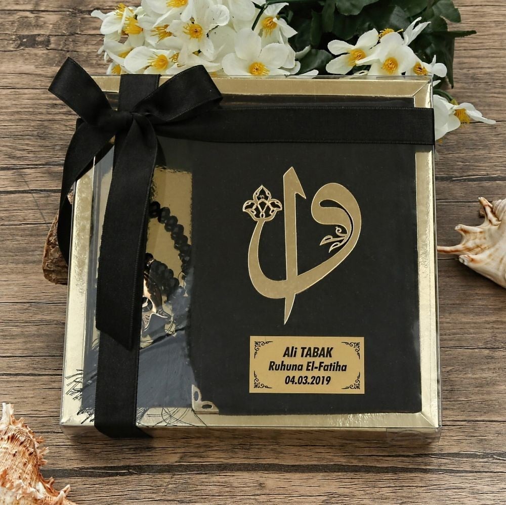 Hediyelik Kadife Kur'an-ı Kerim, İnci Tesbih, Gold Asetat Kutulu (20×20) Dini Set