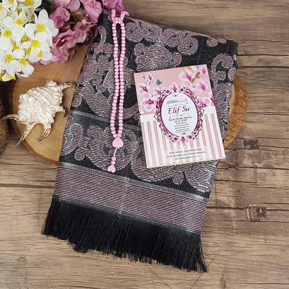 Hediyelik Yasin Kitabı, Kokulu Tesbih, Seccade, Asetat Kutulu (26×23) Mevlid Paketi-Pembe