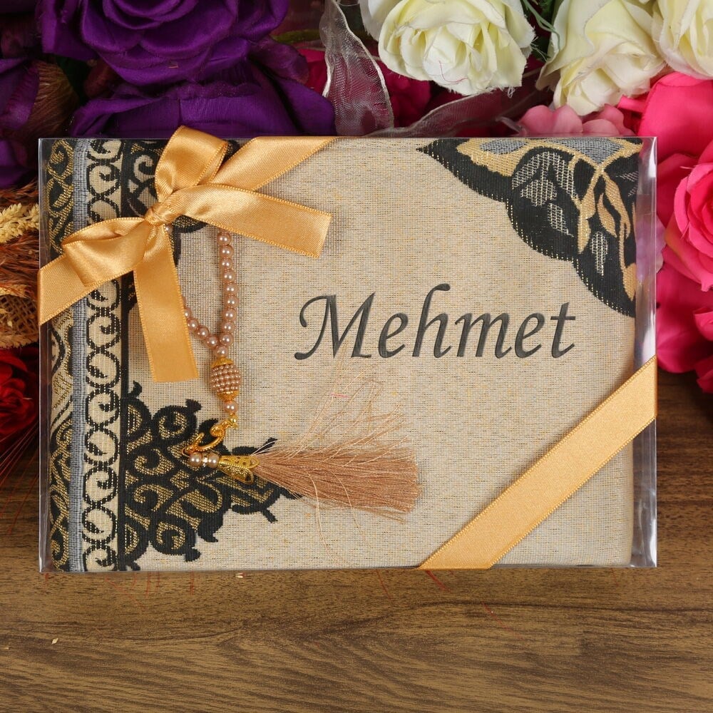 İsme Özel Hediyelik Tafta Seccade Siyah-Gold & İnci Tesbih