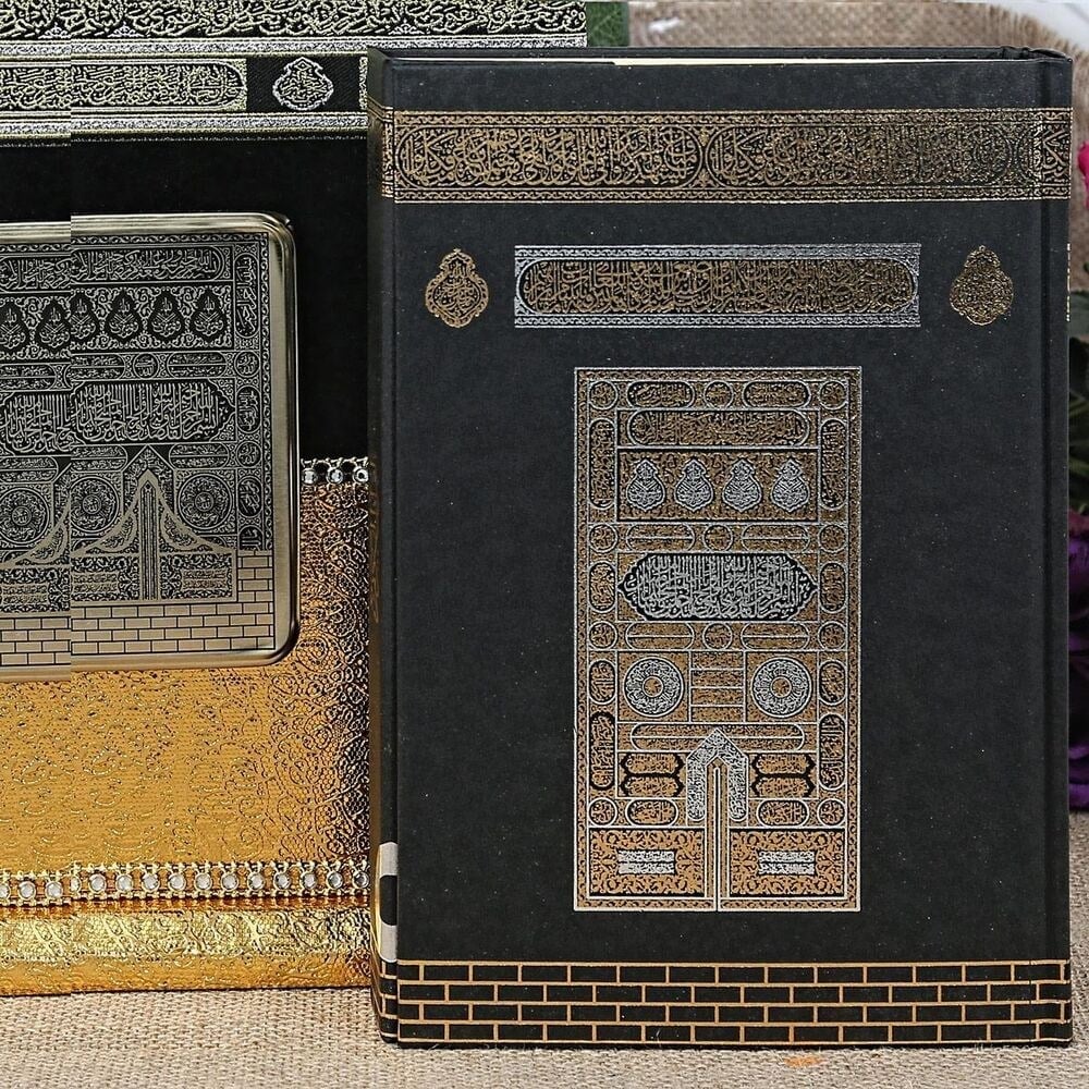 Kabe Maketli Kur'an-ı Kerim (Orta Boy 16*24) Altın Kaplamalı