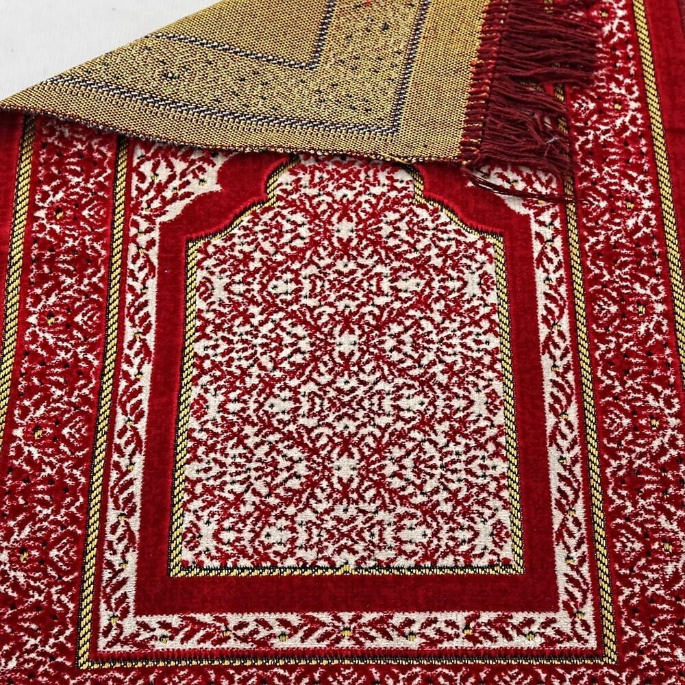 Kadife Çocuk Seccadesi - Kırmızı 39x80 cm - 180 gr - Tesbih Hediyeli