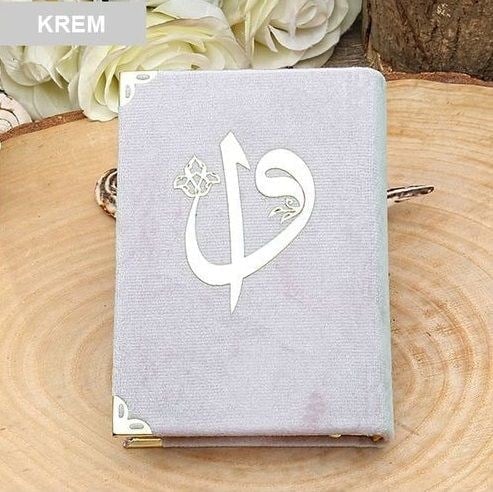 Kadife Kaplı Kur'an-ı Kerim Cep Boy Renk Seçenekli Elif Vav Pleksi Mühürlü ( 8x11 cm )