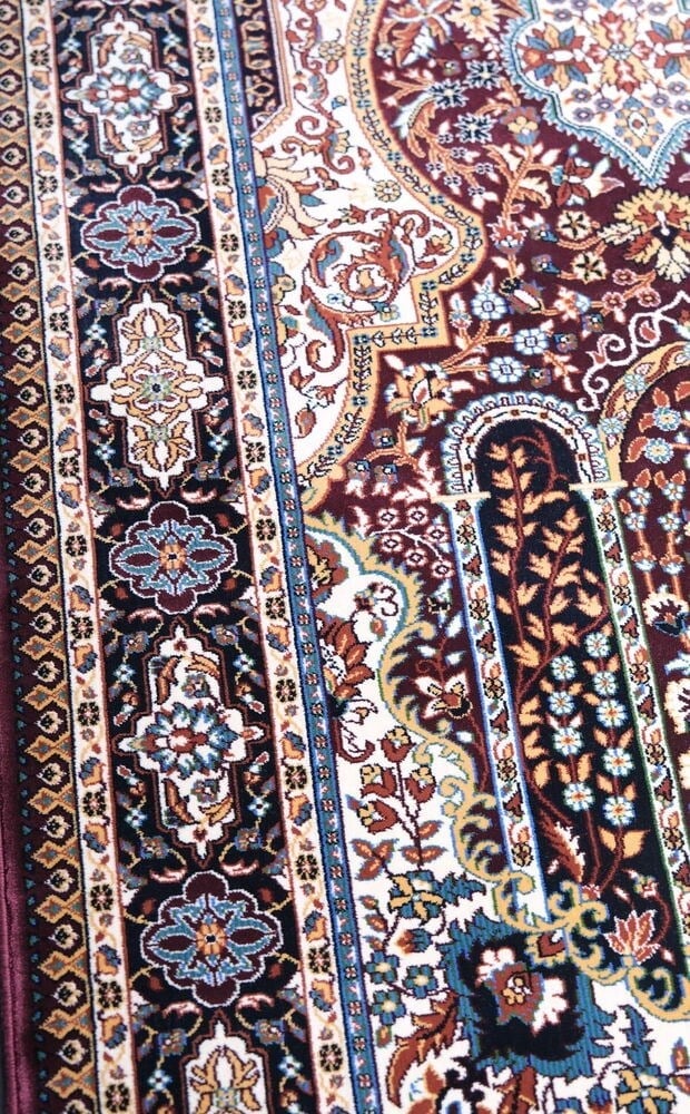 Lale Mihrap  Seccade  Ultra Lüks % 100 Modal, Sık Dokuma Halı  Seccade- Bordo (80x120 cm)