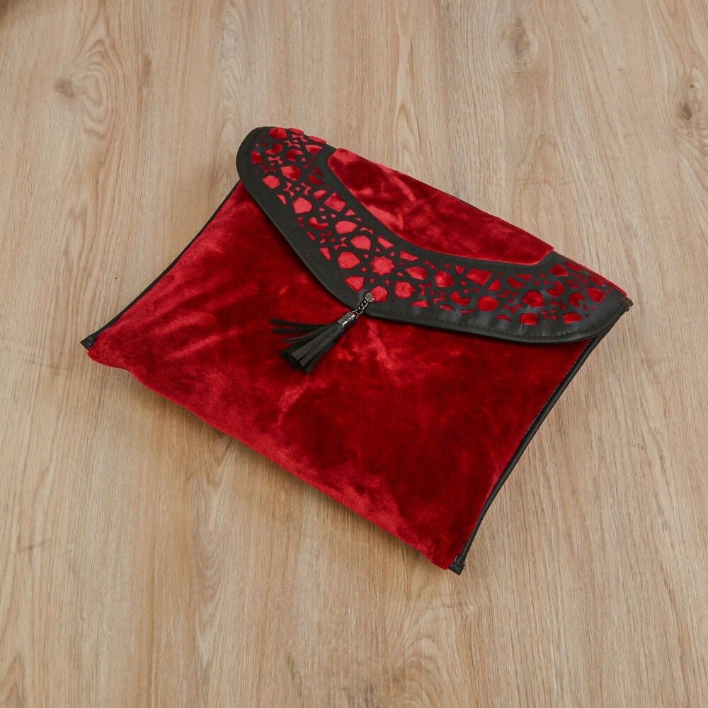 Lüks Çantalı Kaymaz Deri Tabanlı Soft Yumuşak Peluş Seccade Bordo (Seccade 72*228 cm, Çanta 39*44 cm)