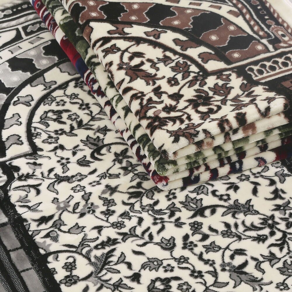 Medine Halı Tipi Kalın Yumuşak Kadife Çeyizlik  Seccade Elegant-Gri (70*120 cm 1040 gr)