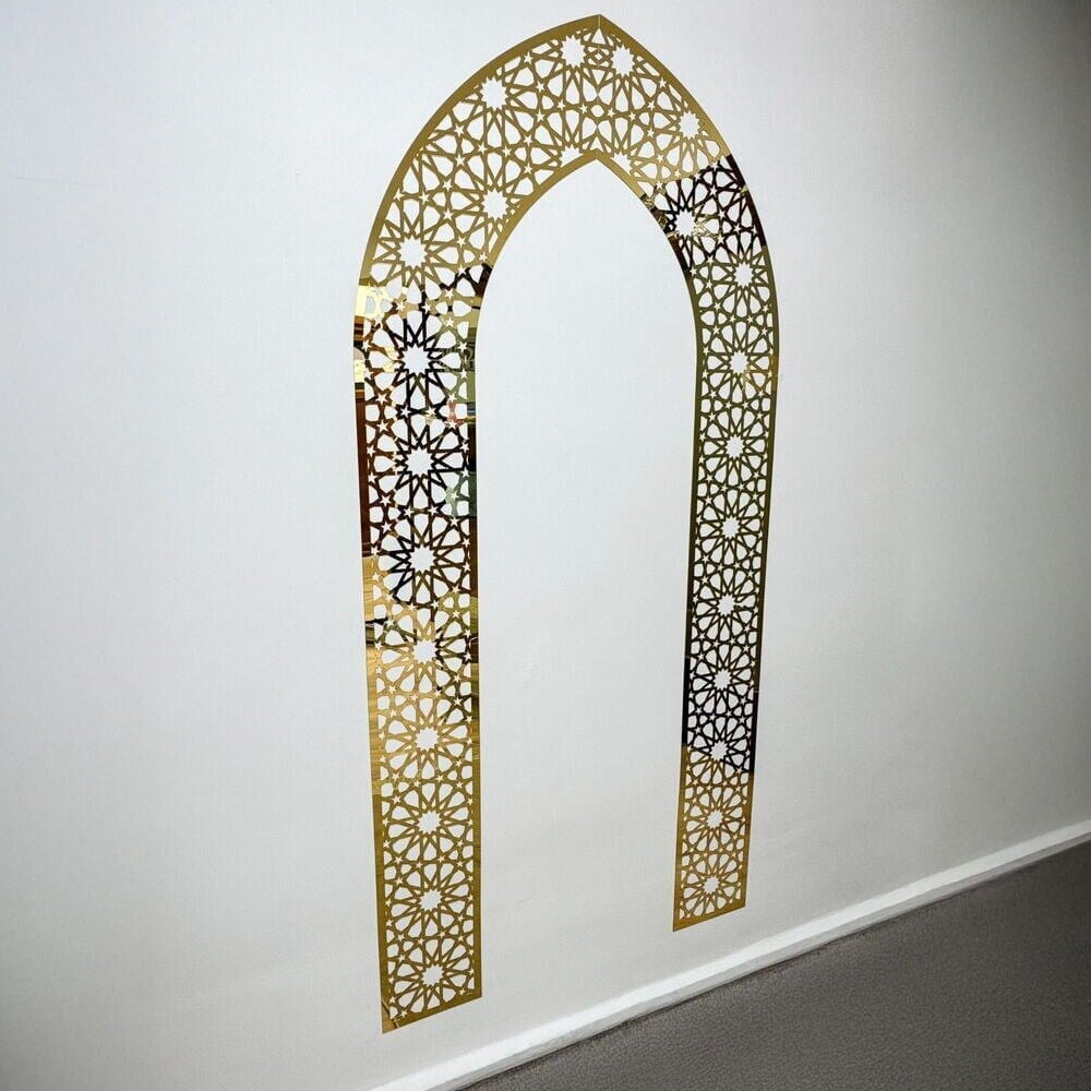 Mescit ve Evler İçin  Portatif  Namaz Kıble Mihrabı Gold Pleksi (85*175 cm)