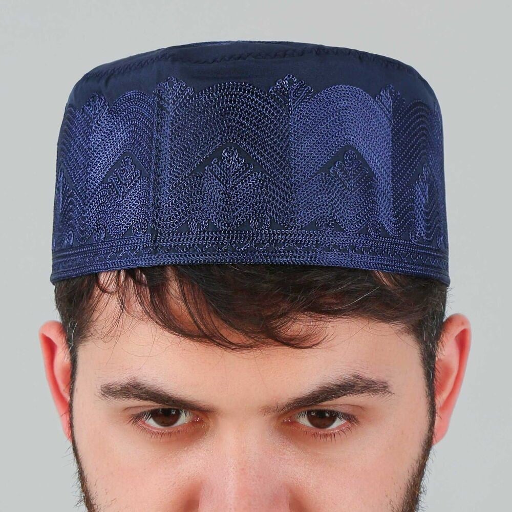 Mevlidhan Namaz Takkesi Topbaş Hafız Nakış İşlemeli Lacivert