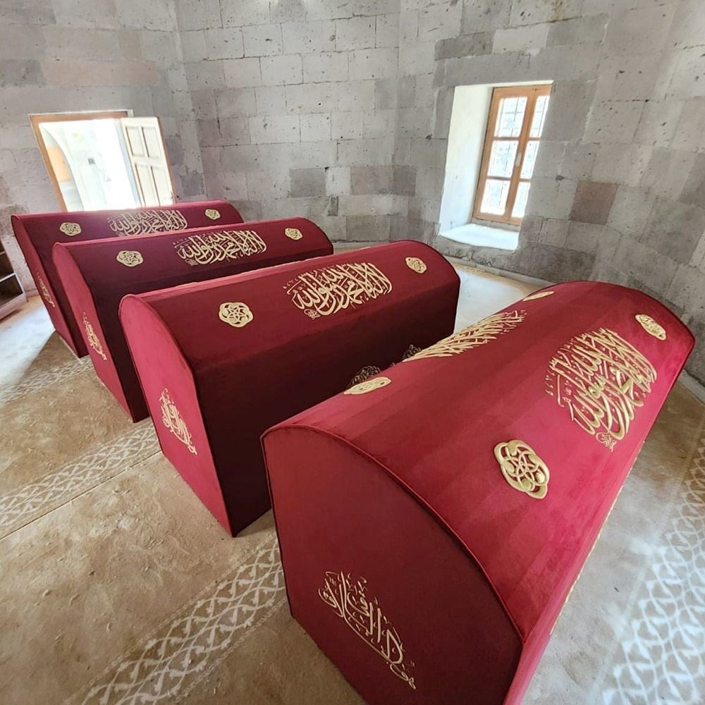Puşide Sanduka Türbe&Tabut Örtüsü Sultan Alaaddin Eratna (Özel Ölçü Yapılmaktadır)-Kayseri