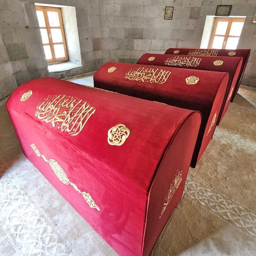 Puşide Sanduka Türbe&Tabut Örtüsü Sultan Alaaddin Eratna (Özel Ölçü Yapılmaktadır)-Kayseri
