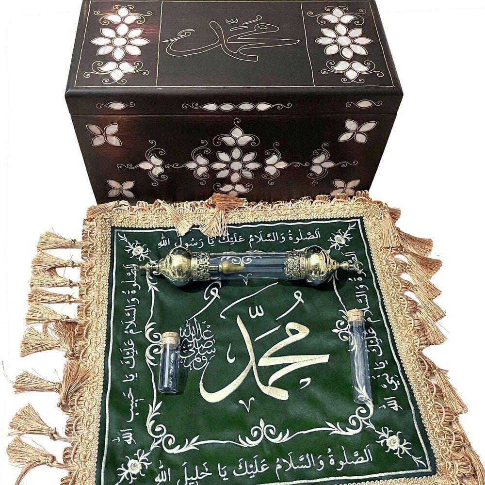 Sakal-ı Şerif Örtüsü Puşide Türbe Yeşili ( 36x36cm ) 145 gr