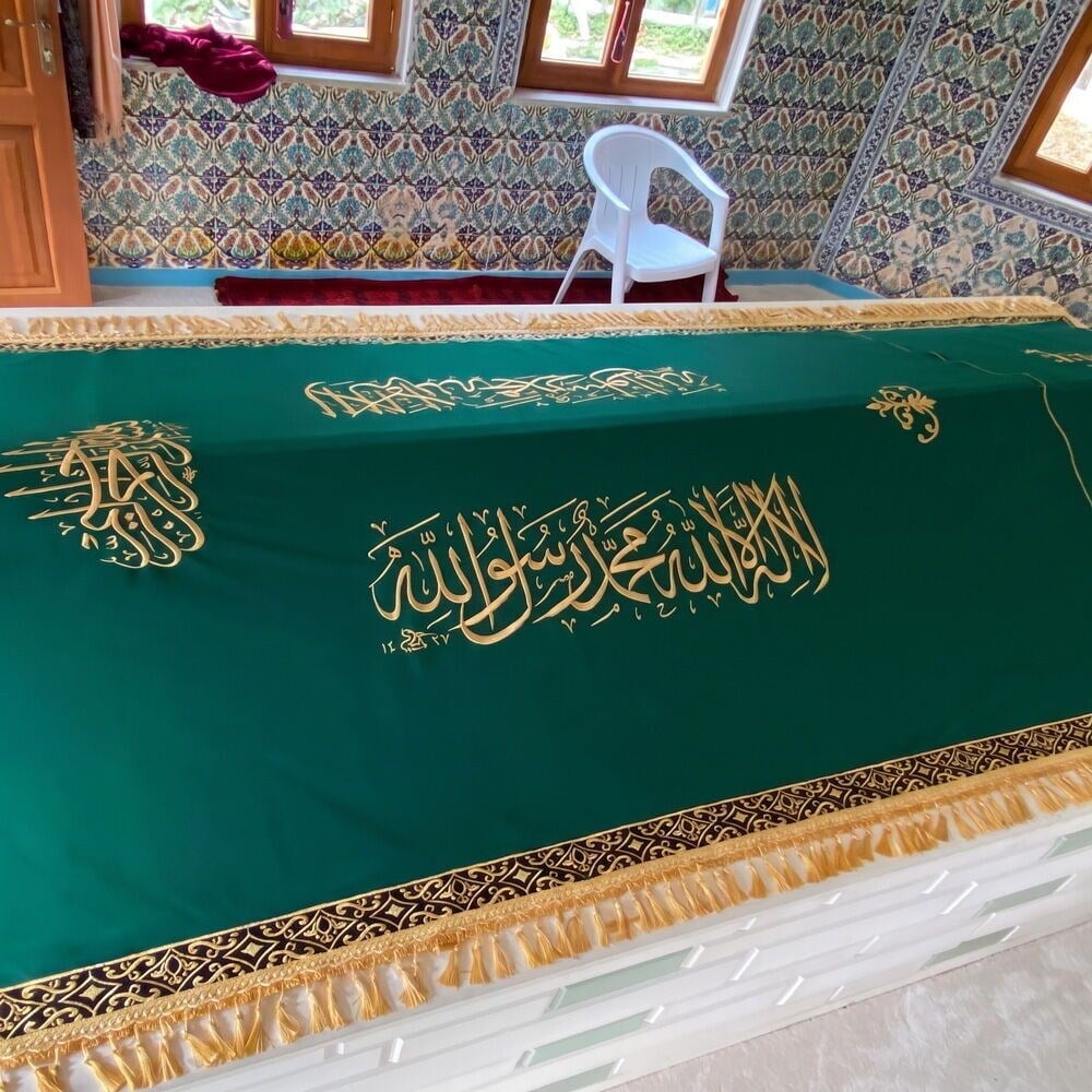 Sanduka Tabut Örtüsü - Çatalca Kalfaköy Şeyh Sinan Hazretleri