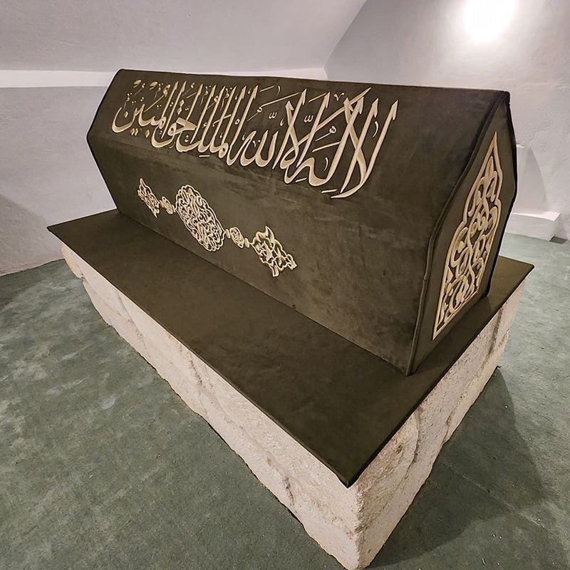Sanduka Turbe Tabut Örtüsü & Puşide ( Özel Ölçü Yapılmaktadır.) Kırşehir Cacabey Medresesi
