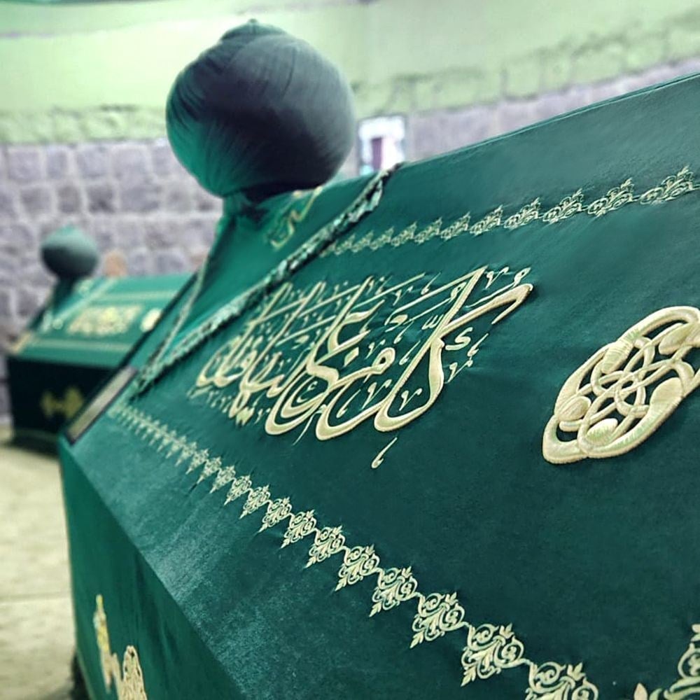 Sanduka Turbe Tabut Örtüsü & Puşide Diyarbakır Şeyhan Köyü Şeyh Seyyid Ahmed ( Özel Ölçü Yapılmaktadır.)