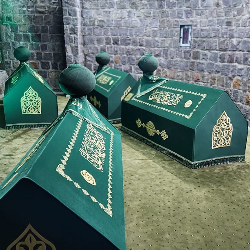 Sanduka Turbe Tabut Örtüsü & Puşide Diyarbakır Şeyhan Köyü Şeyh Seyyid Ağbaş Dede ( Özel Ölçü Yapılmaktadır.)