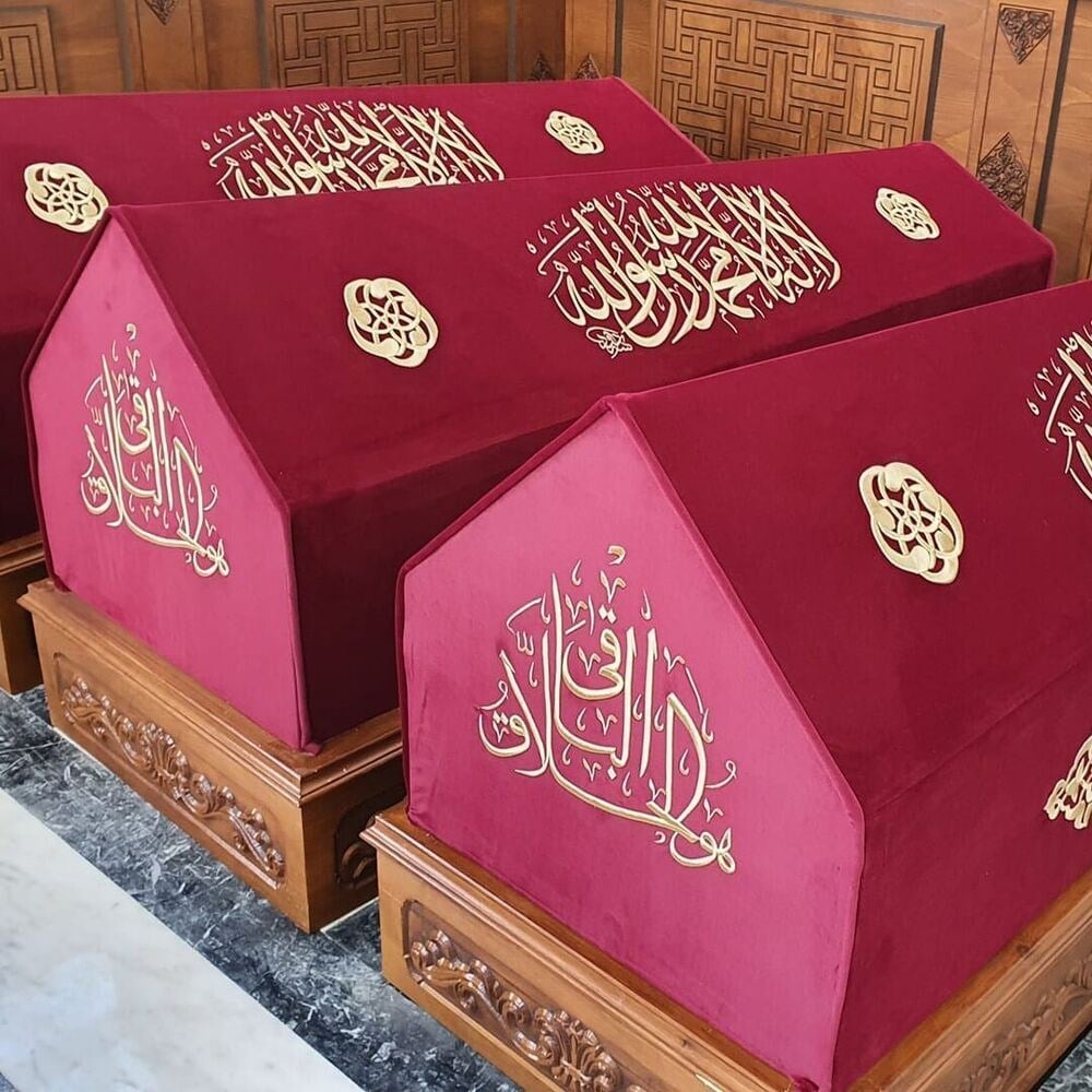 Sanduka Türbe Tabut Örtüsü & Puşide Kaanlar Vakfı kulliyesi ( Özel Ölçü Yapılmaktadır.) - Hayrat