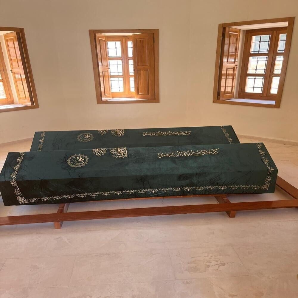 Sanduka Turbe Tabut Örtüsü & Puşide Yeşil Çayniçe Sinan Bey Camii Saray Bosna(Özel Ölçü Yapılmaktadır.)