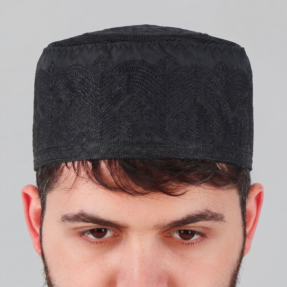 Yazlık Fileli Mevlidhan Namaz Takkesi Topbaş Hafız Nakış İşlemeli Siyah