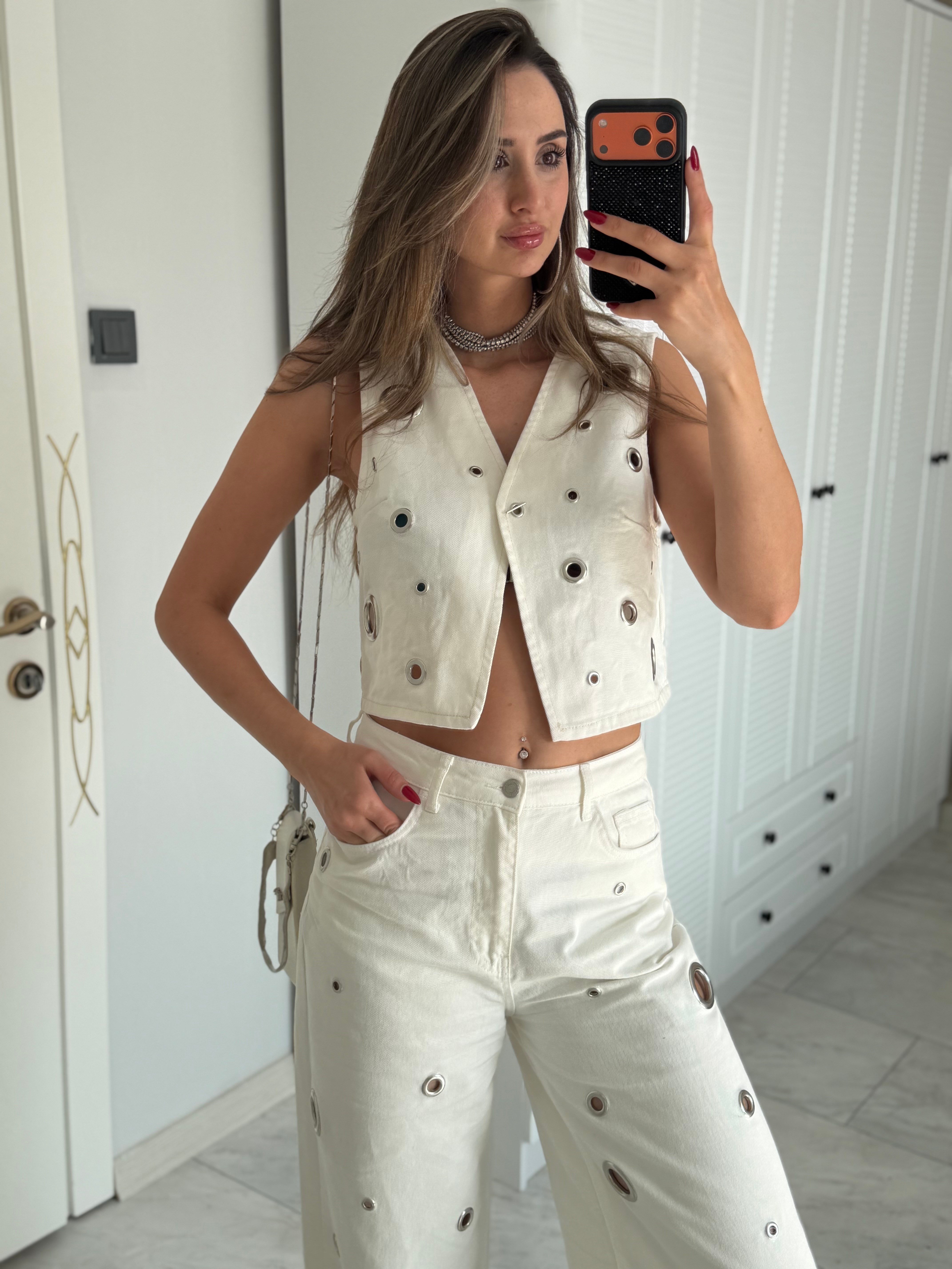 Alina Delikli Yelekli Pantolon Takım Beyaz