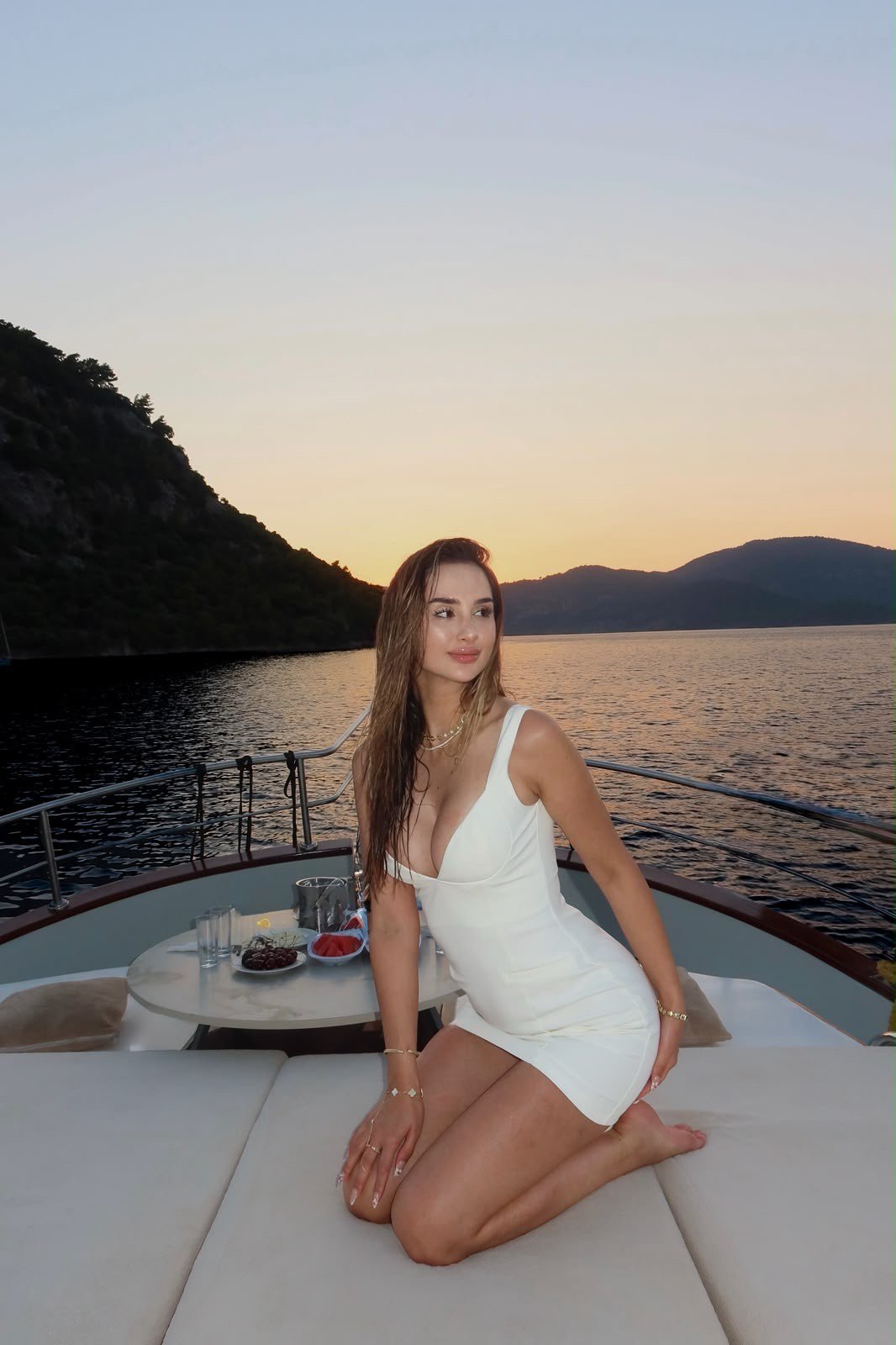Mila Kalp Yaka Mini Elbise Beyaz