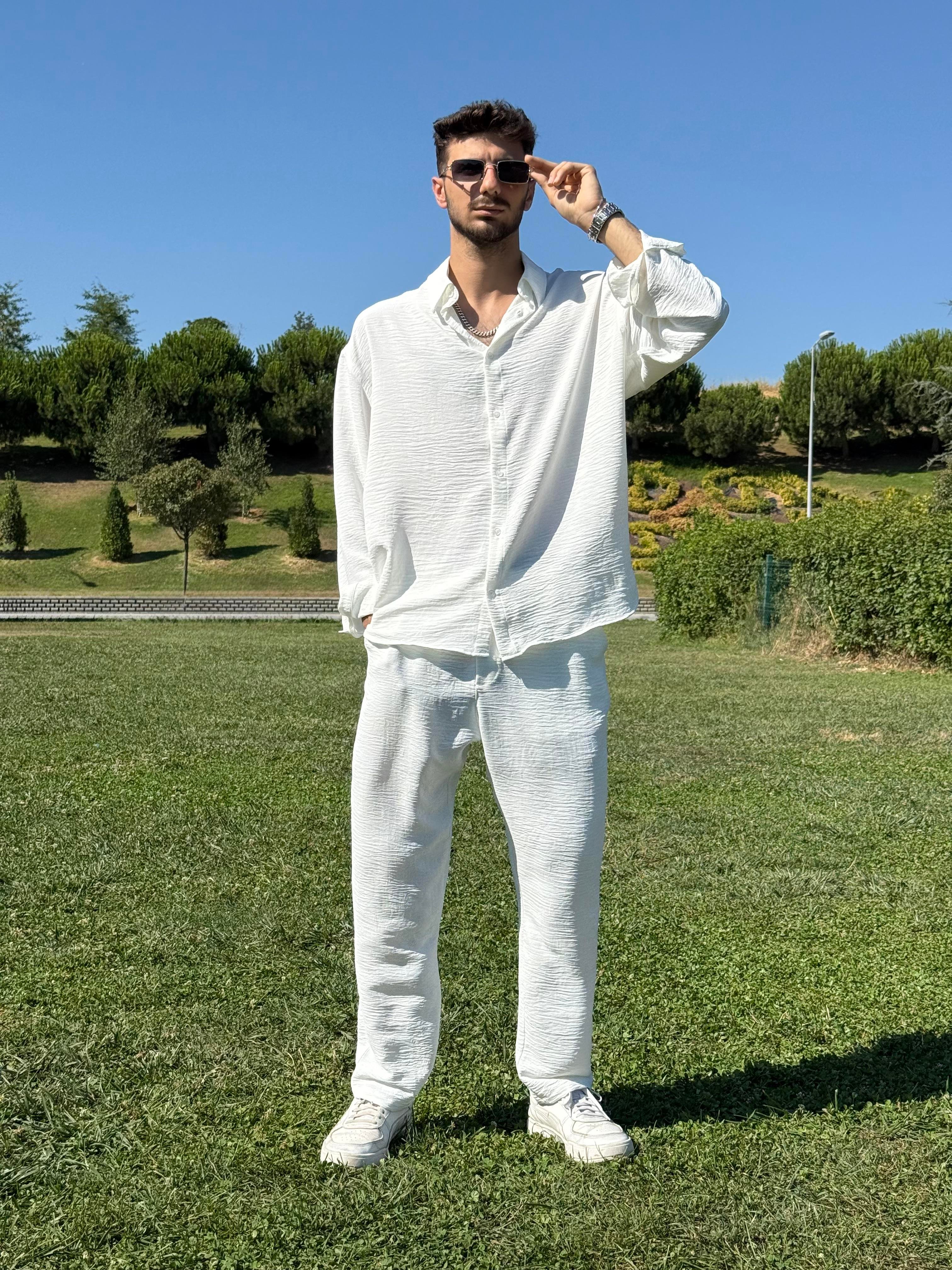 Oversize Yırtmaçlı Ayrobin Gömlek Beyaz