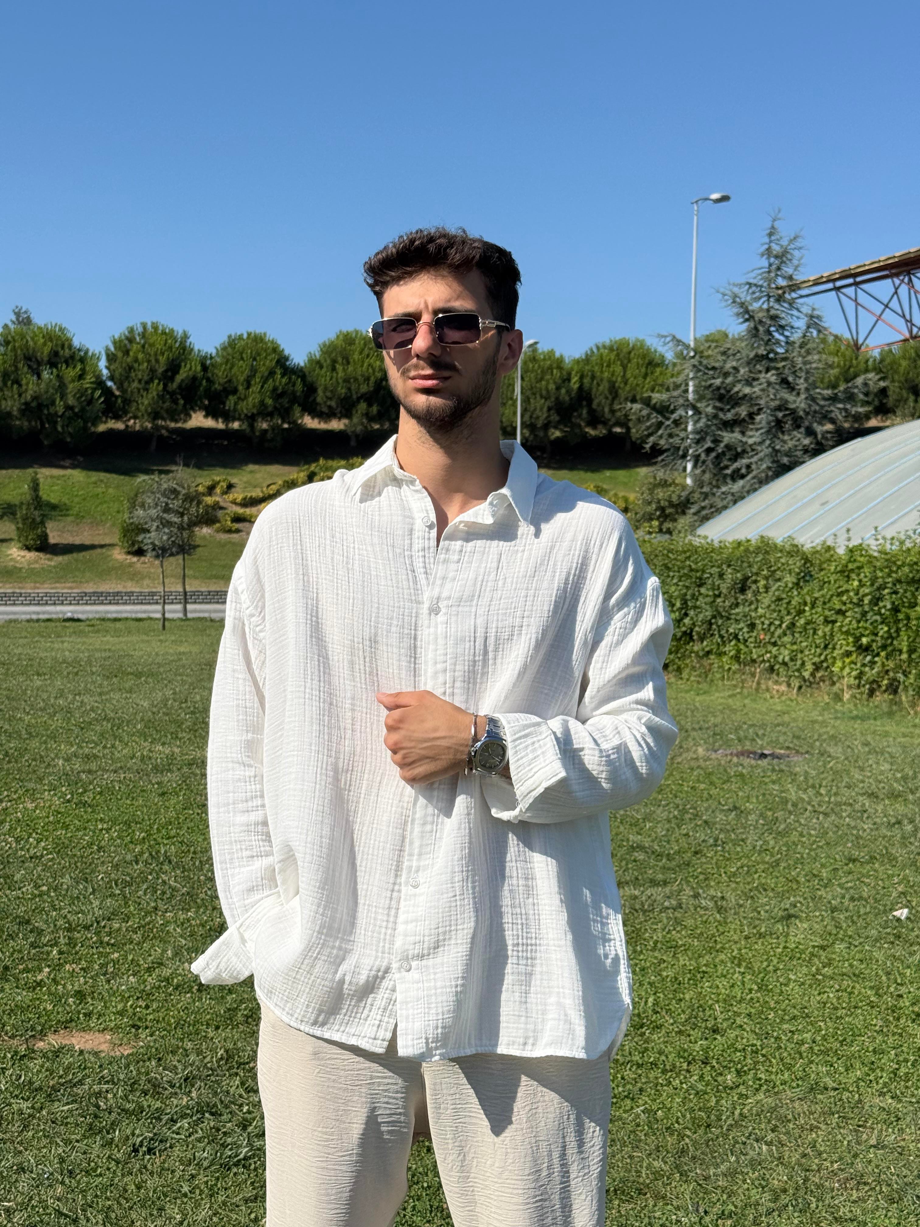 Oversize Yırtmaçlı Müslin Gömlek Ekru