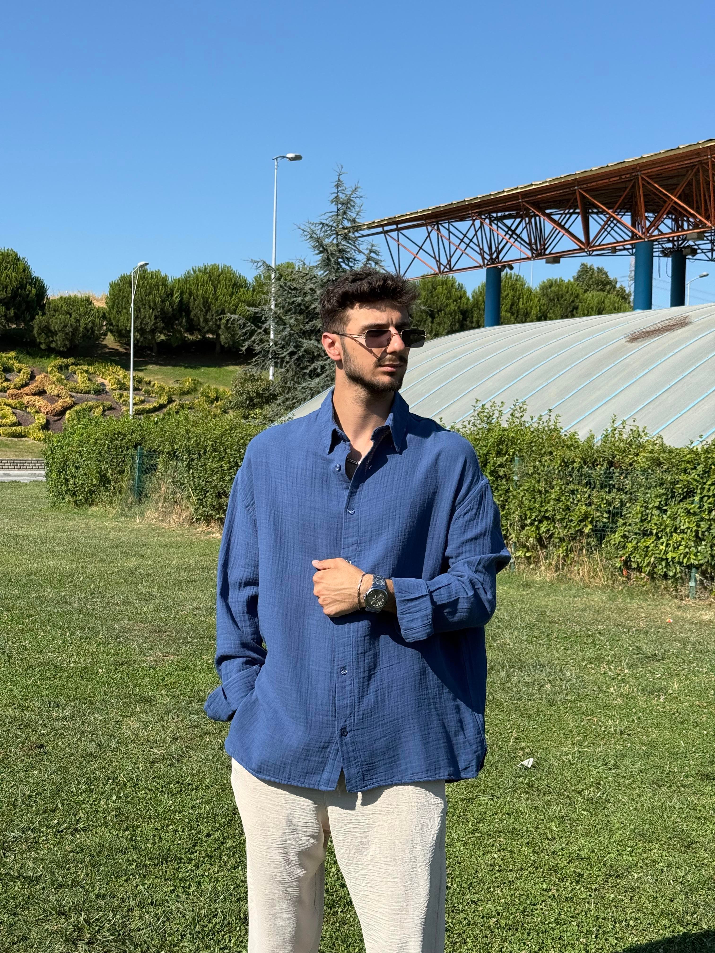 Oversize Yırtmaçlı Müslin Gömlek İndigo