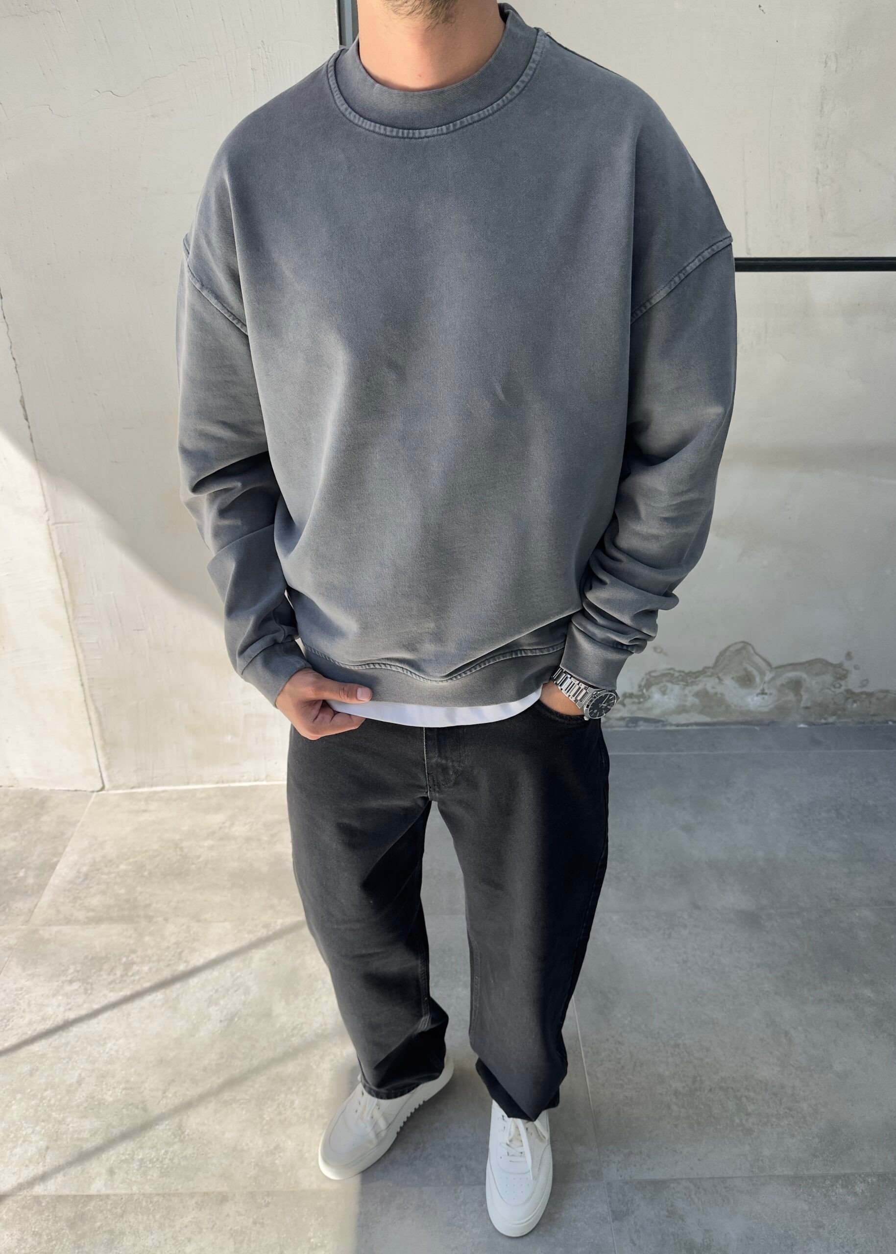 Antrasit Yıkamalı Oversize Sweatshirt