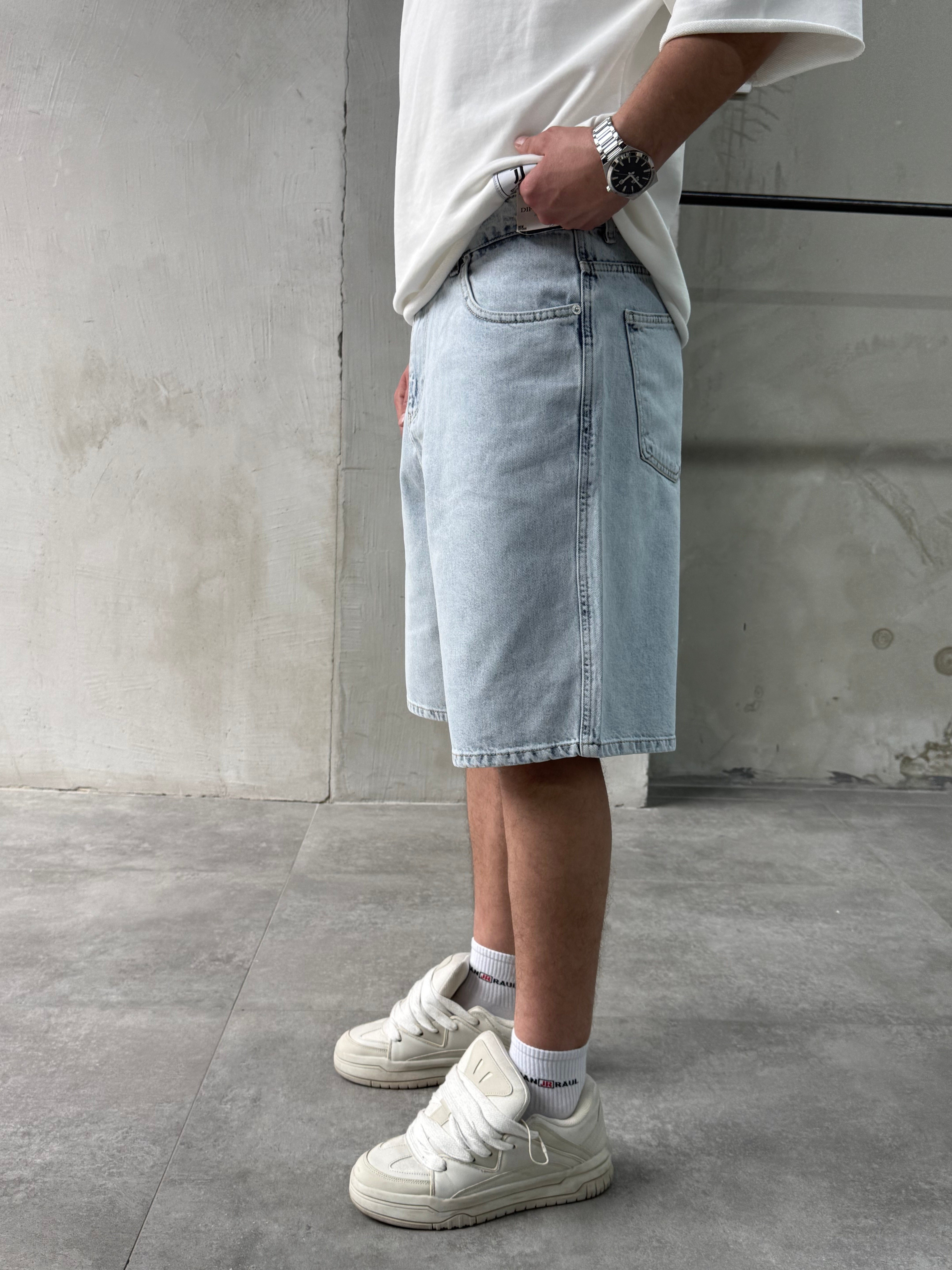 Baggy Fit Bermuda Buz Mavi Denim Şort