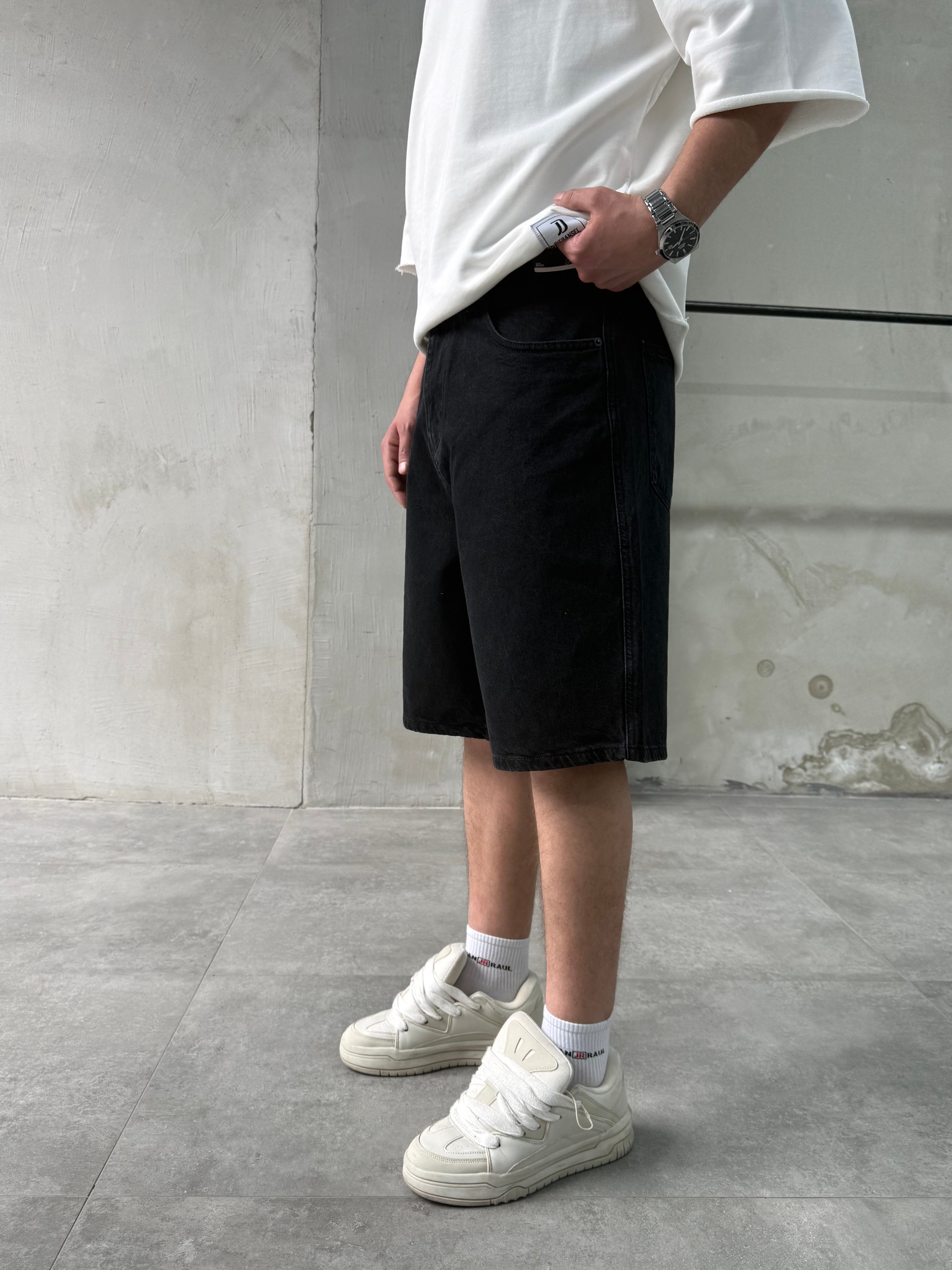 Baggy Fit Bermuda Siyah Denim Şort