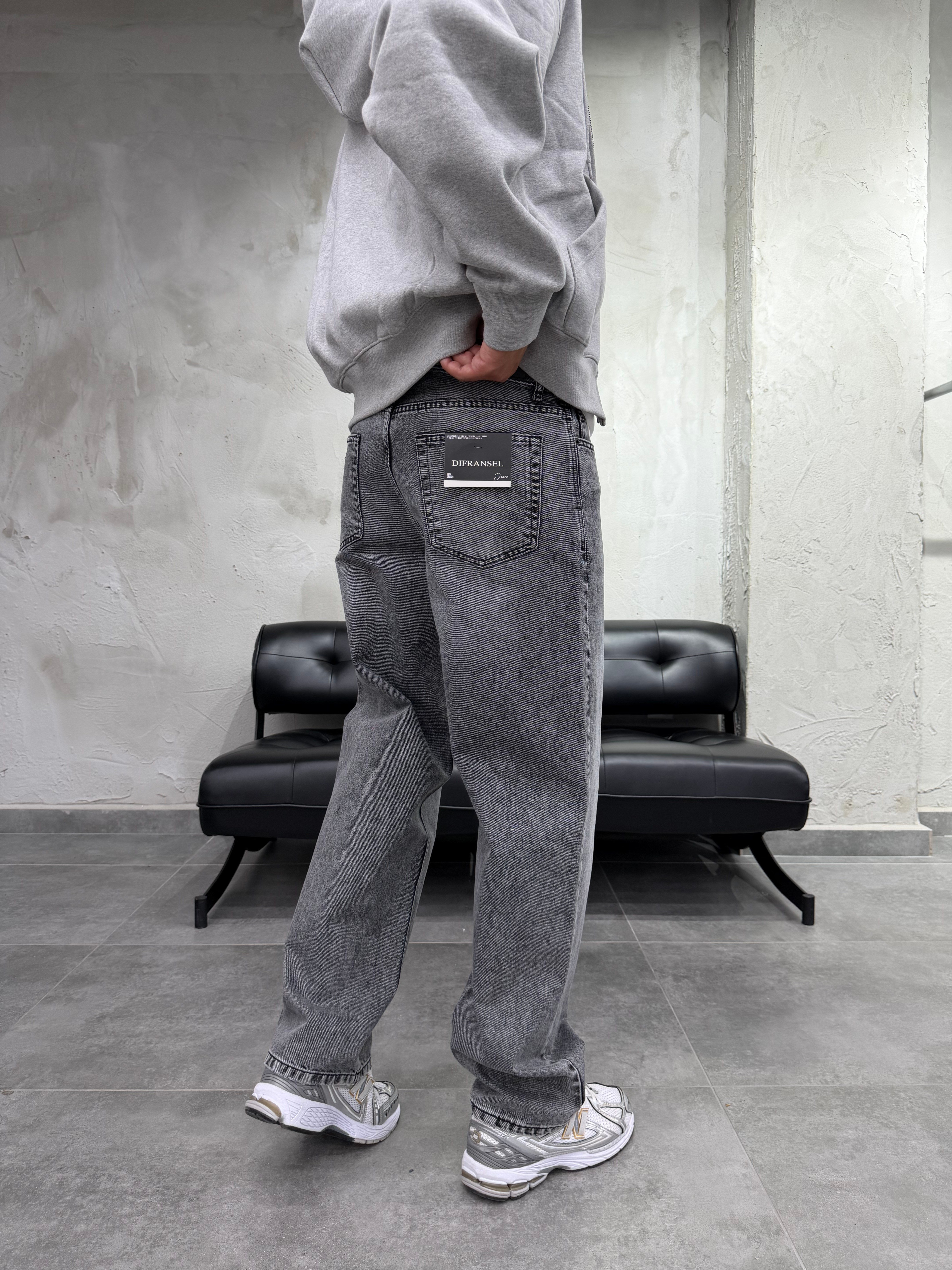 Basic Gri Yıkamalı Baggy Jean