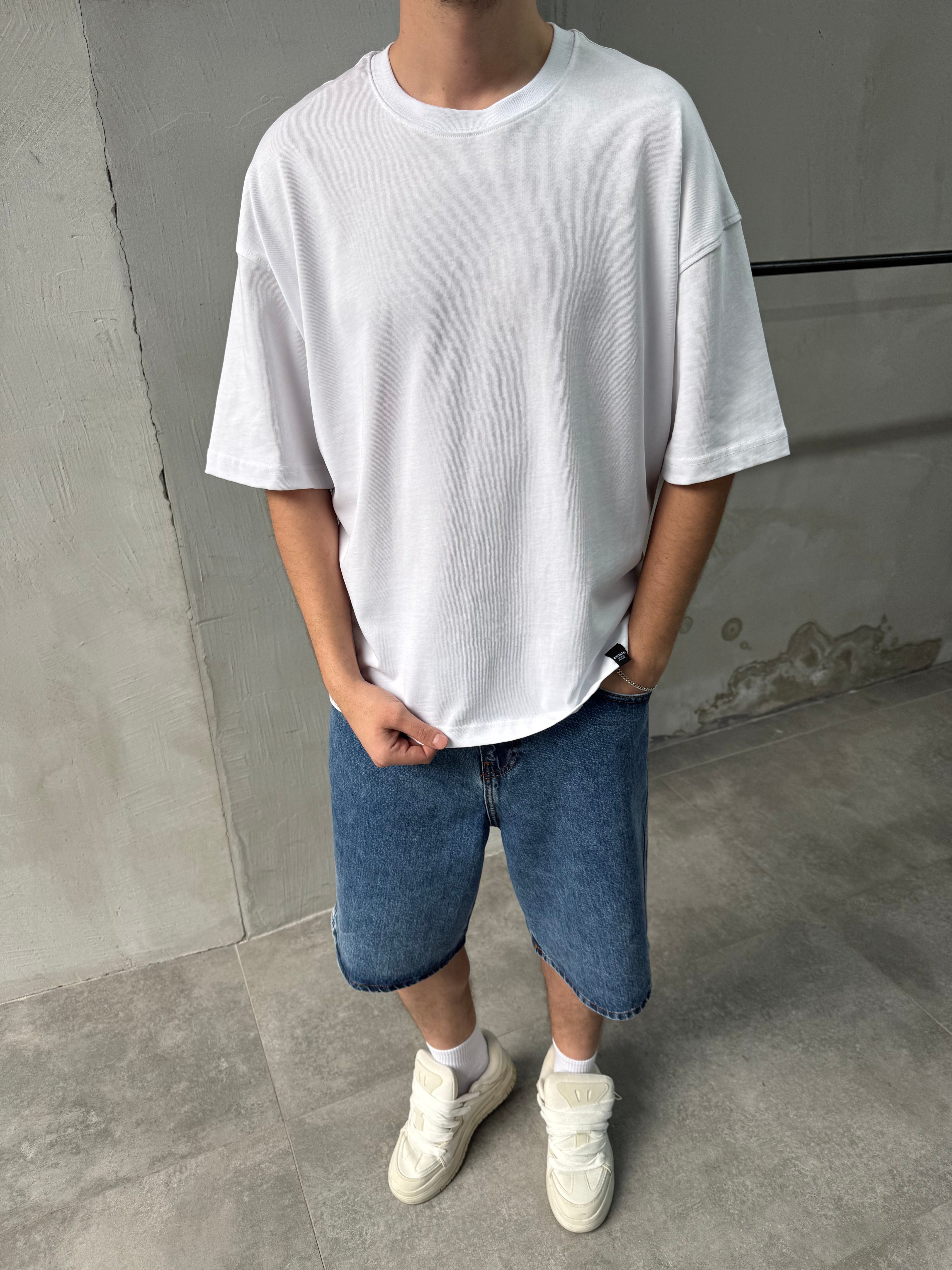 Basic Oversize Beyaz T-shirt