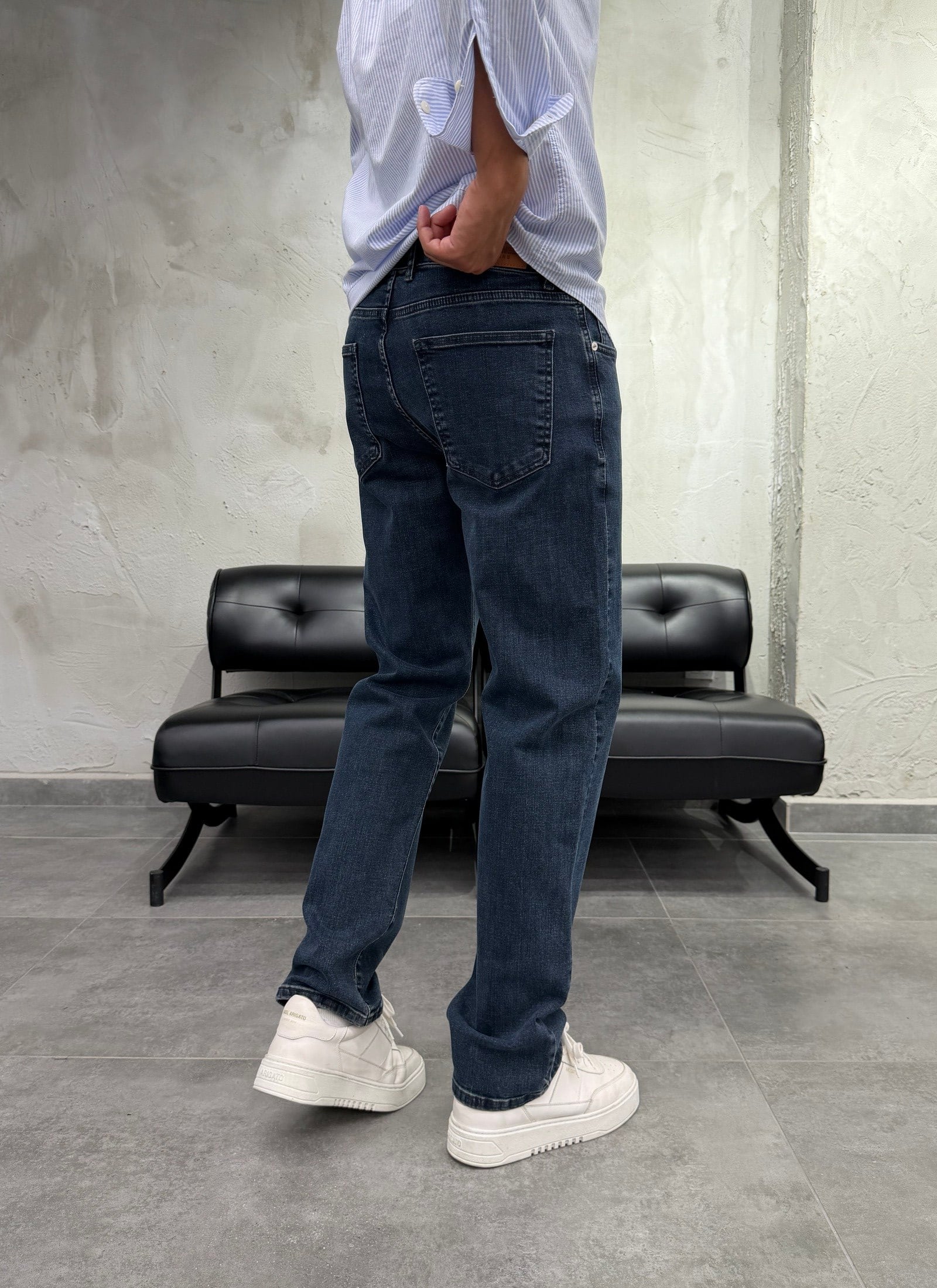 Düz Paça Eskitme Regular Fit Jean