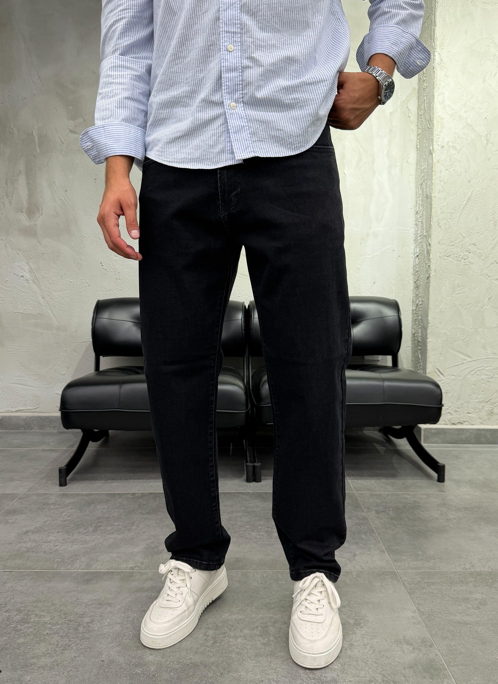 Düz Paça Siyah Regular Fit Jean