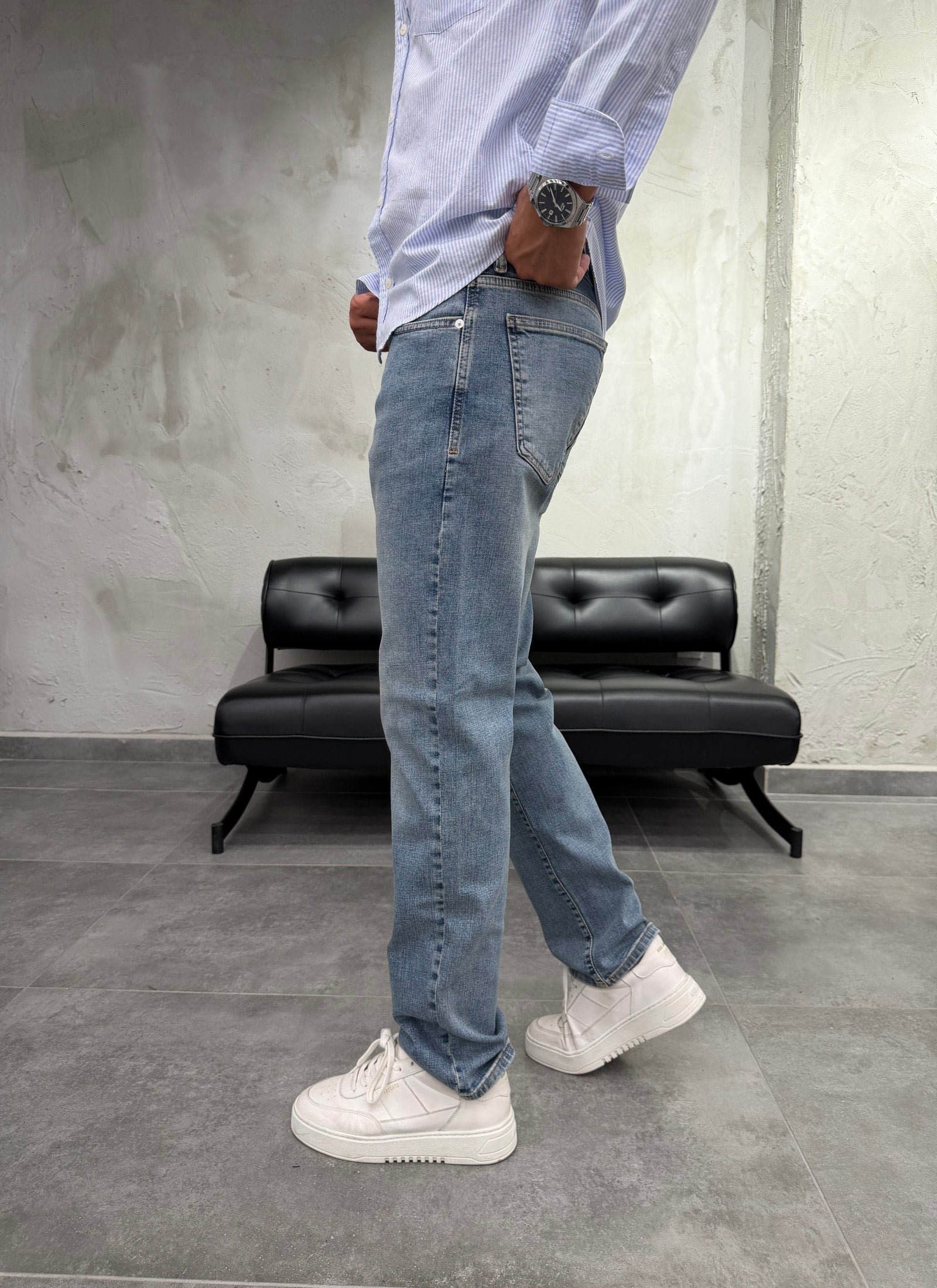 Düz Paça Tintli Mavi Regular Fit Jean