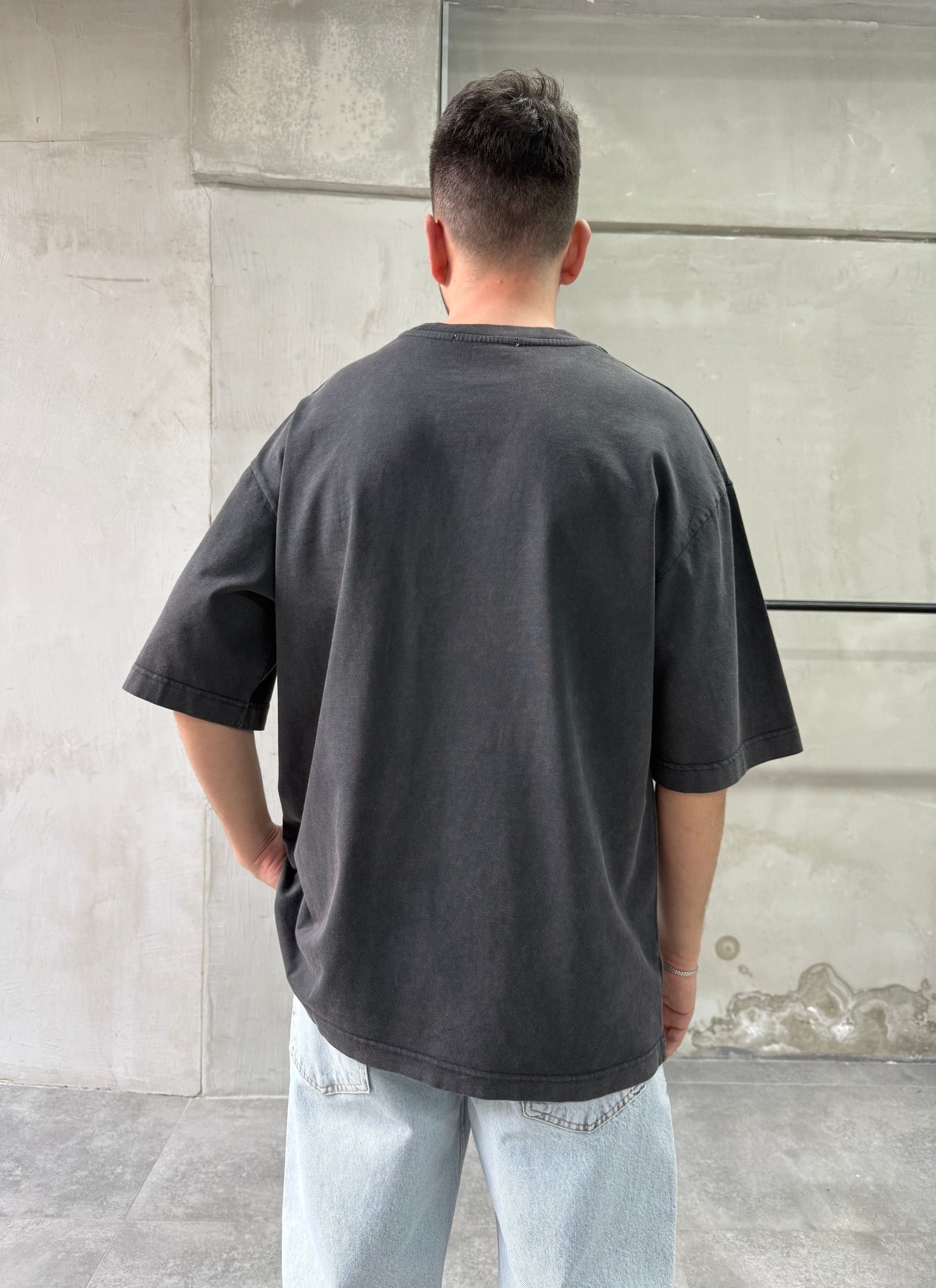 Figür Baskılı Yıkamalı Antrasit T-shirt