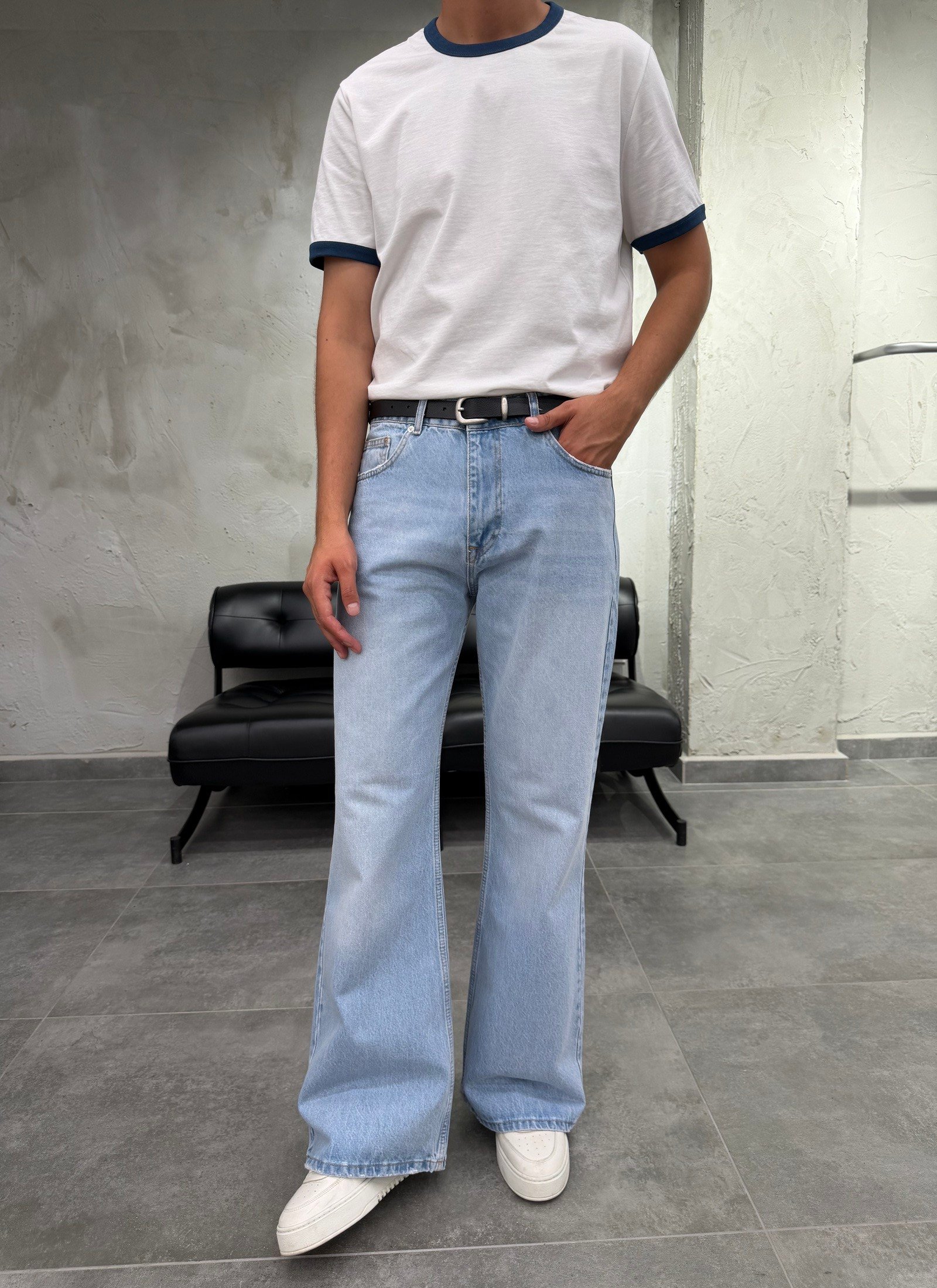 Flare İspanyol Paça Mavi Yıkamalı Fit Jean
