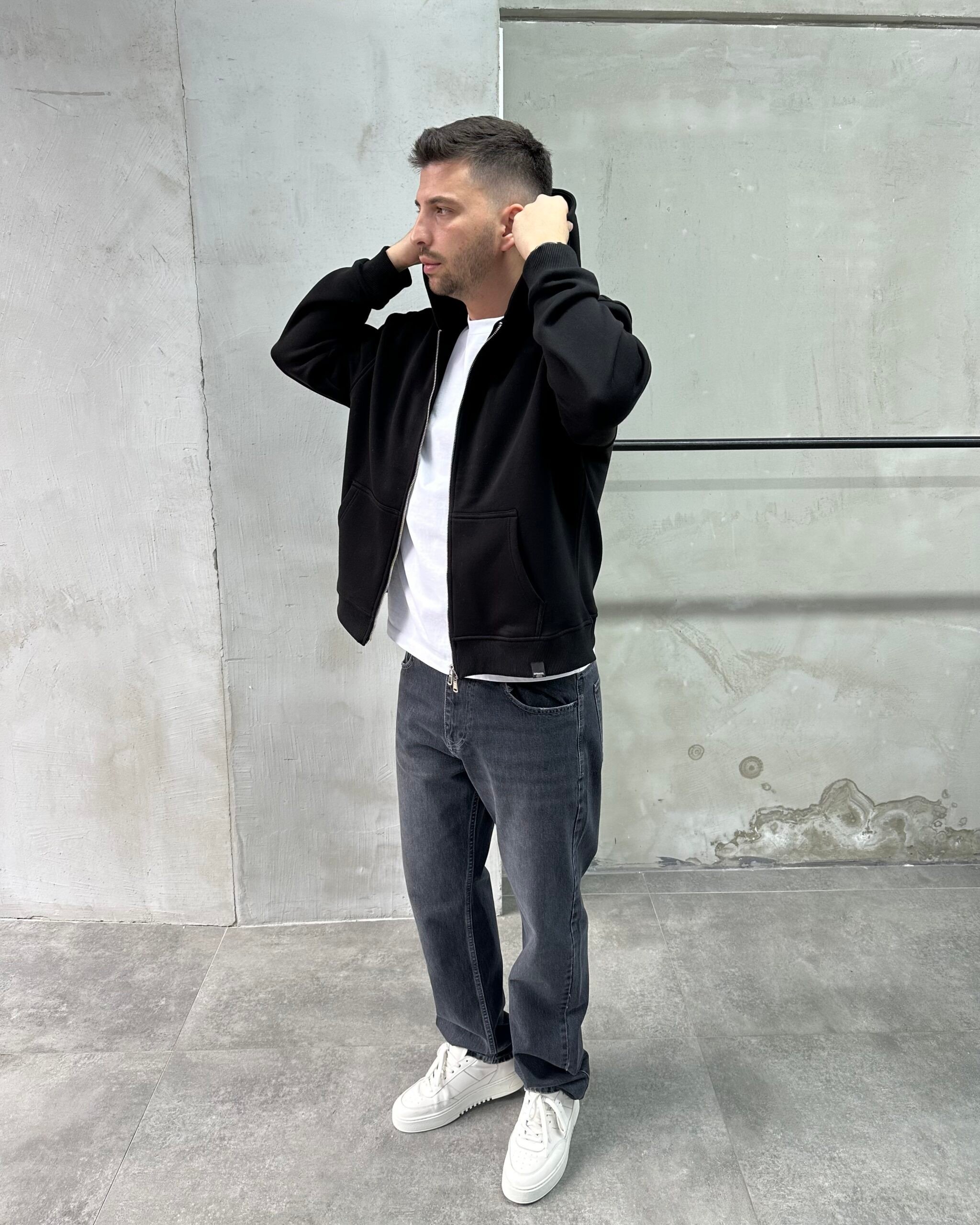 Kapüşonlu Basic Siyah Sweatshirt