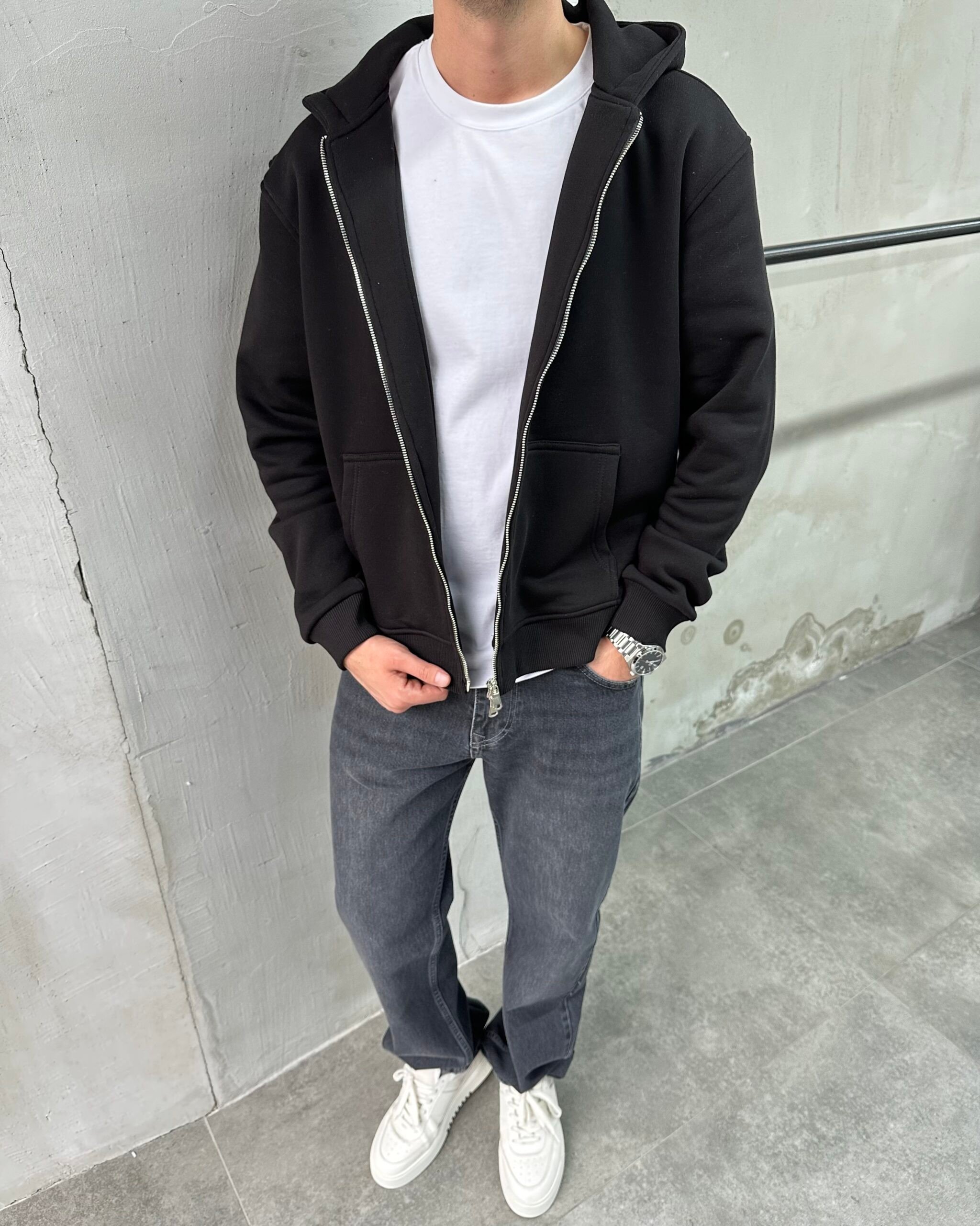 Kapüşonlu Basic Siyah Sweatshirt