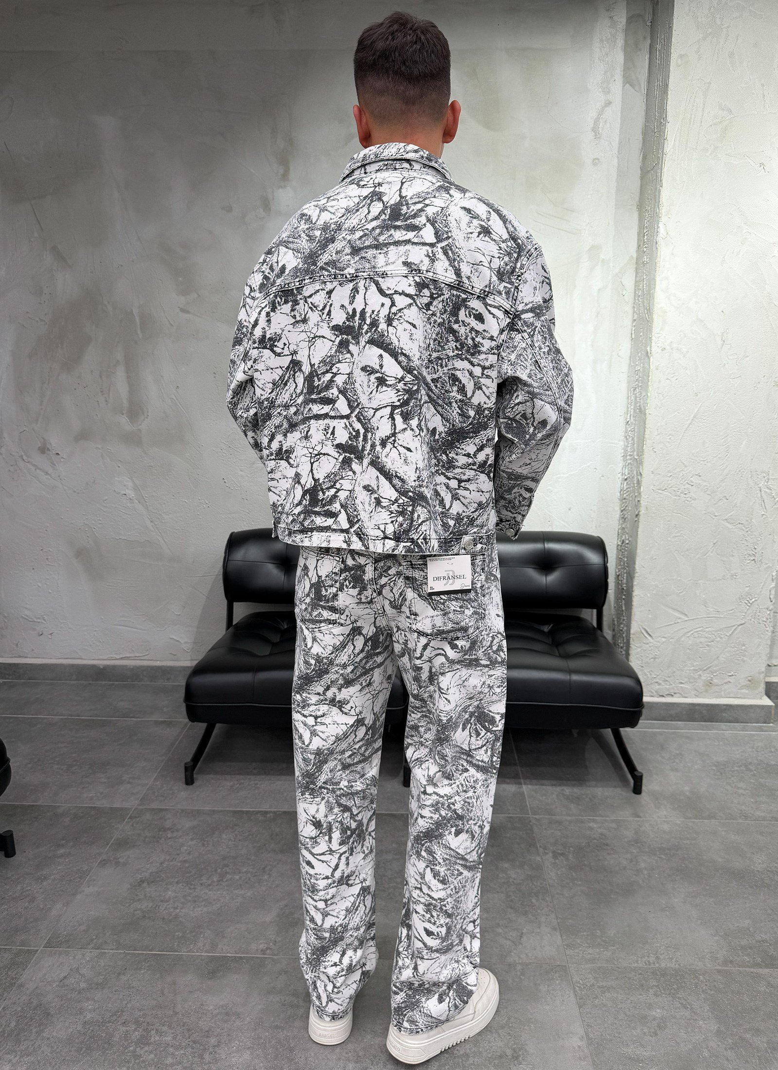 Mega Cepli Desenli Beyaz Denim Takım