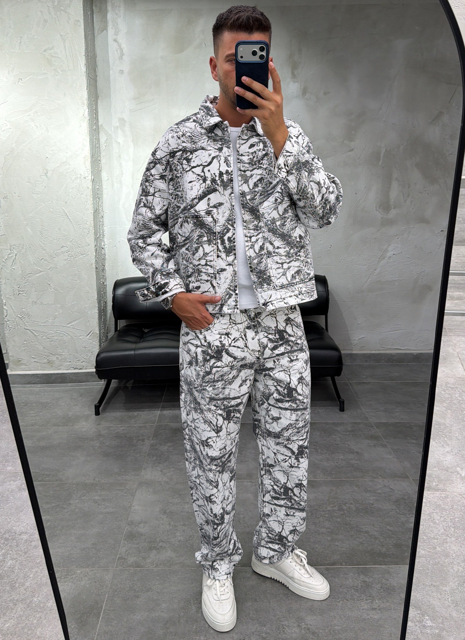Mega Cepli Desenli Beyaz Denim Takım