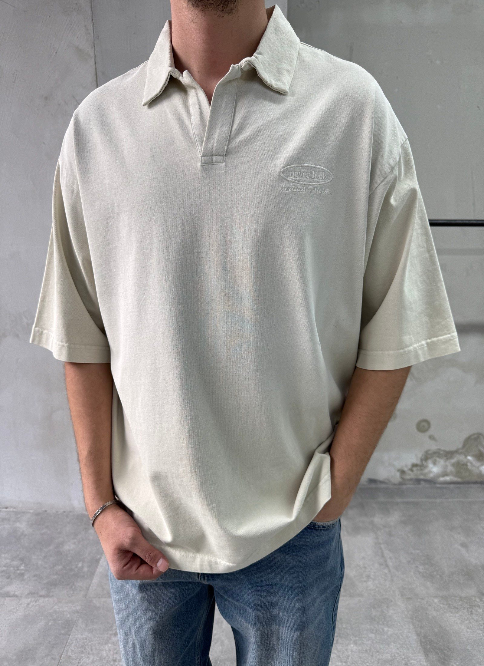 Never Lock Nakışlı Yıkamalı Taş Polo Yaka T-shirt