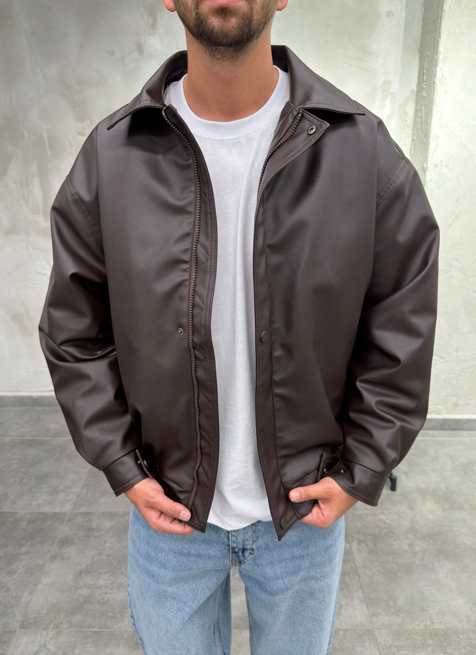 Sırt Different Nakışlı Kahve Bomber Ceket