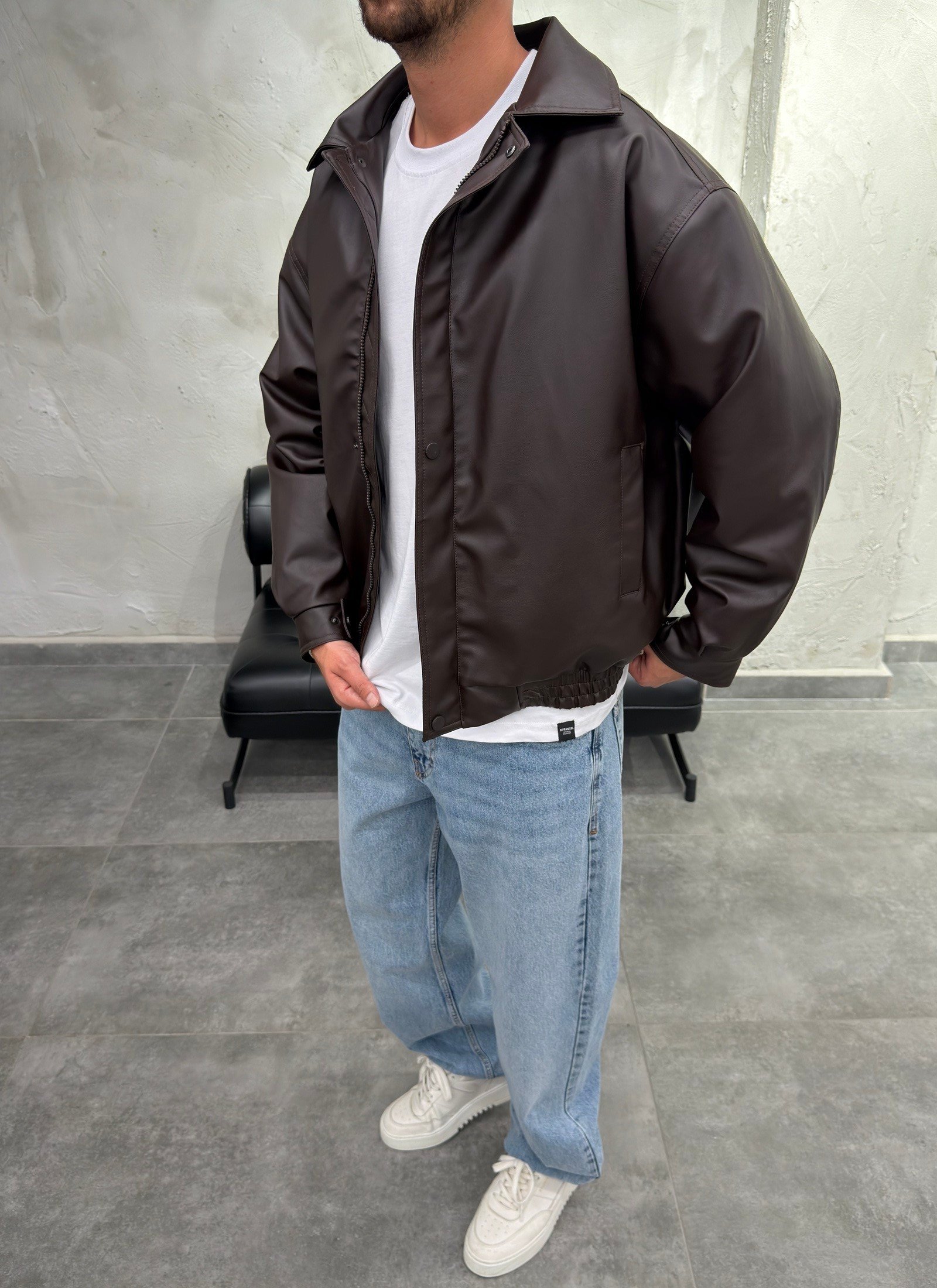 Sırt Different Nakışlı Kahve Bomber Ceket