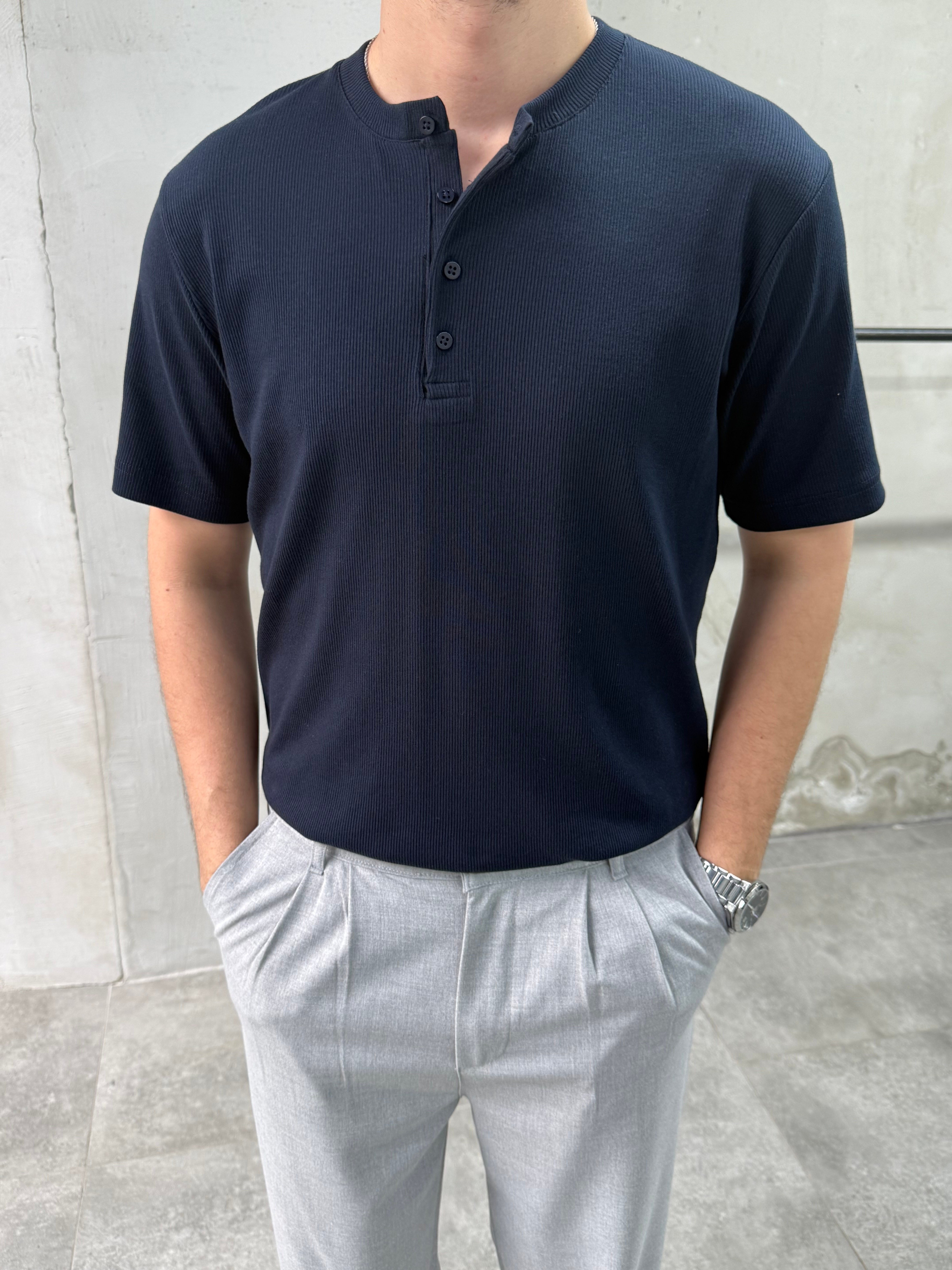 Slim Fit Düğmeli Yaka Fitilli Kısa Kollu Lacivert T-shirt