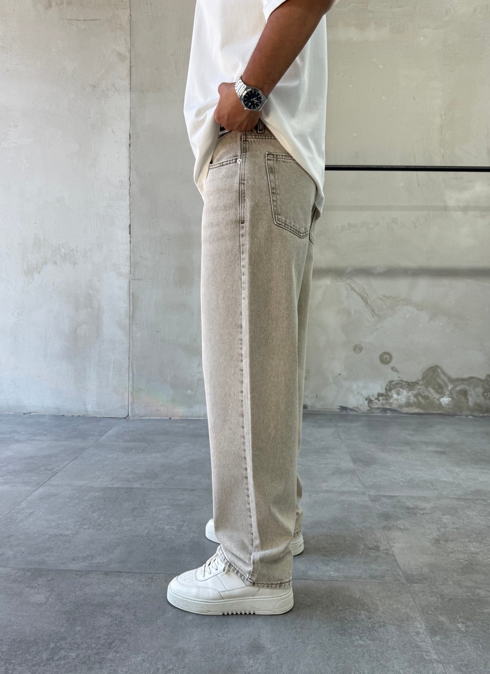 Soluk Efektli Taş Baggy Jean