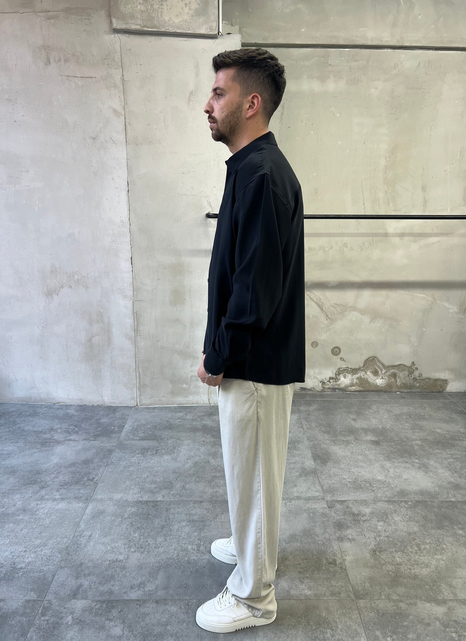 Tensel Yıkamalı Oversize Dökümlü Siyah Gömlek