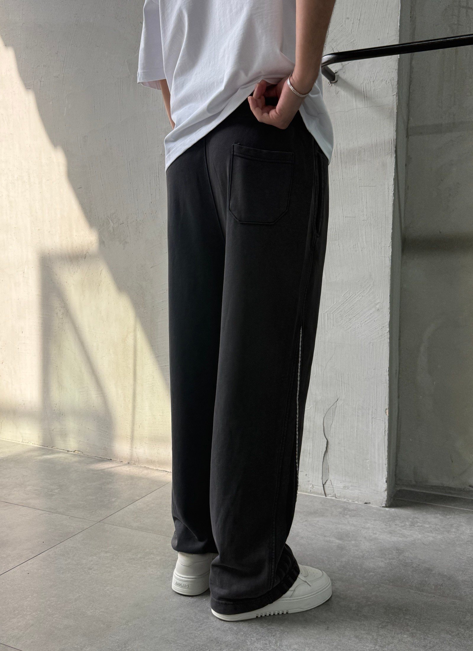 Text Baskılı Siyah Yıkamalı Eşofman Altı