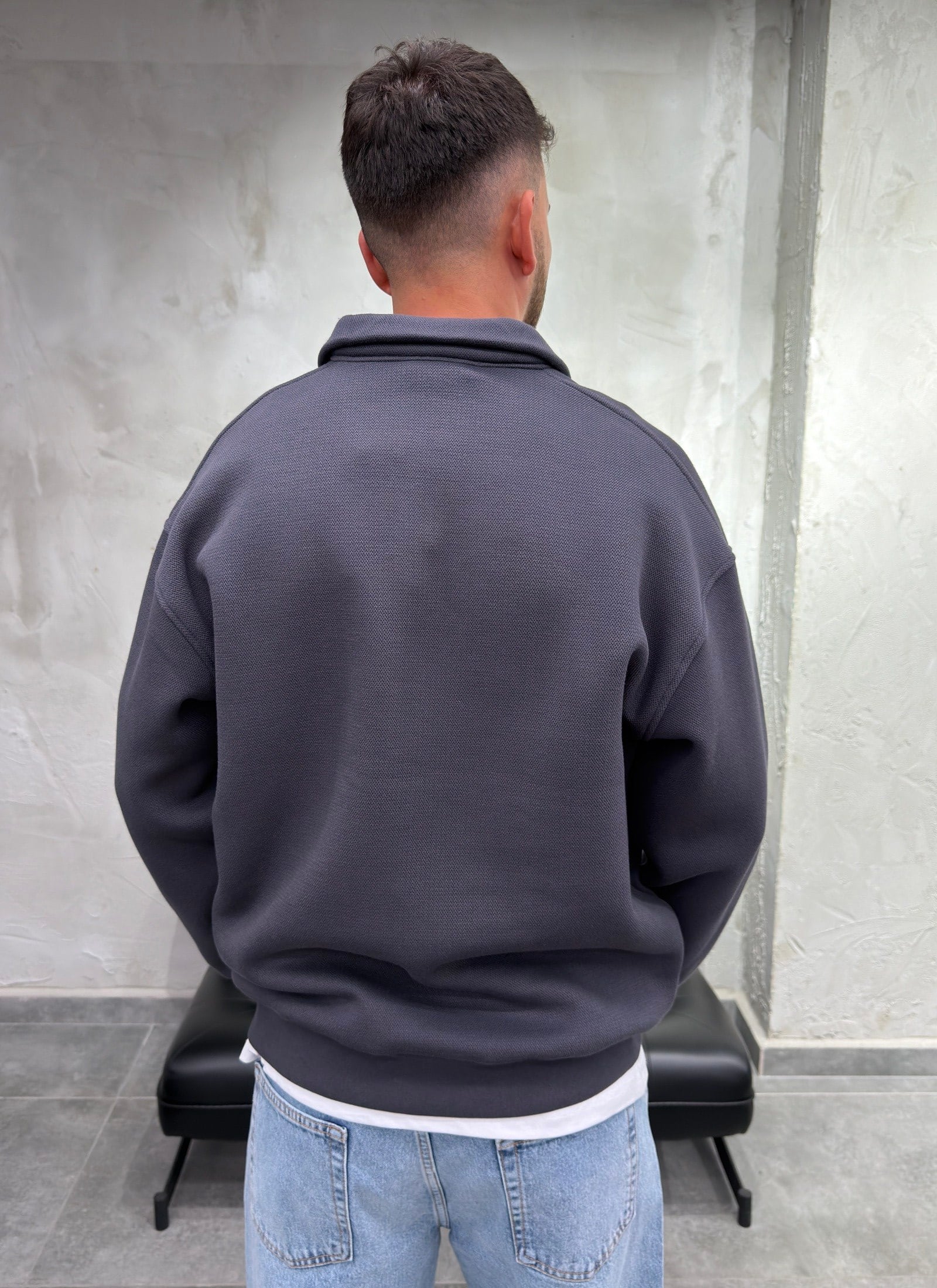 Yaka Yarım Fermuarlı Şardonlu Antrasit Sweatshirt