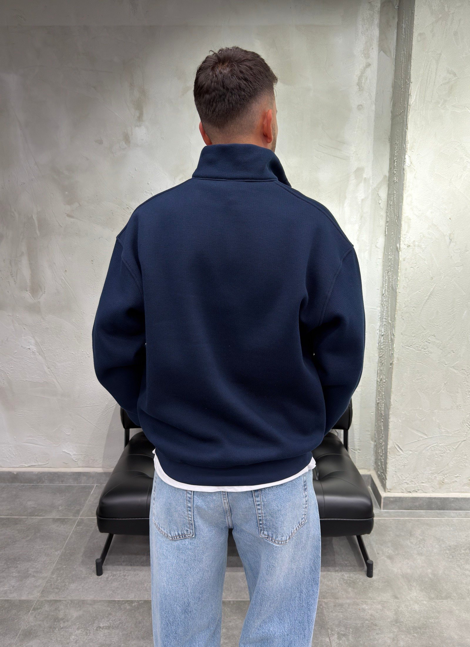 Yaka Yarım Fermuarlı Şardonlu Lacivert Sweatshirt