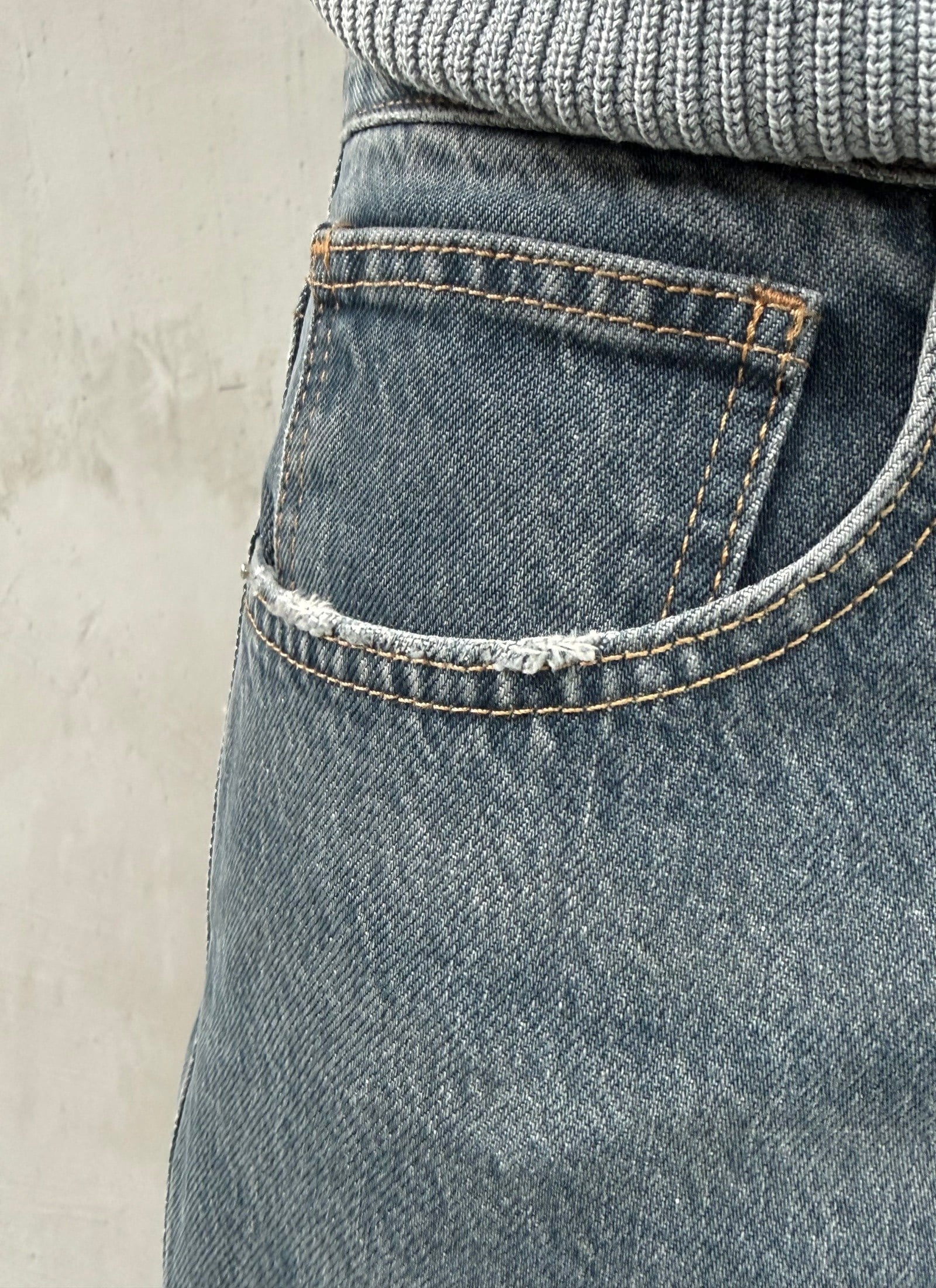 Yıkamalı Rahat Kalıp Boyfriend Gri Yıkamalı Jean